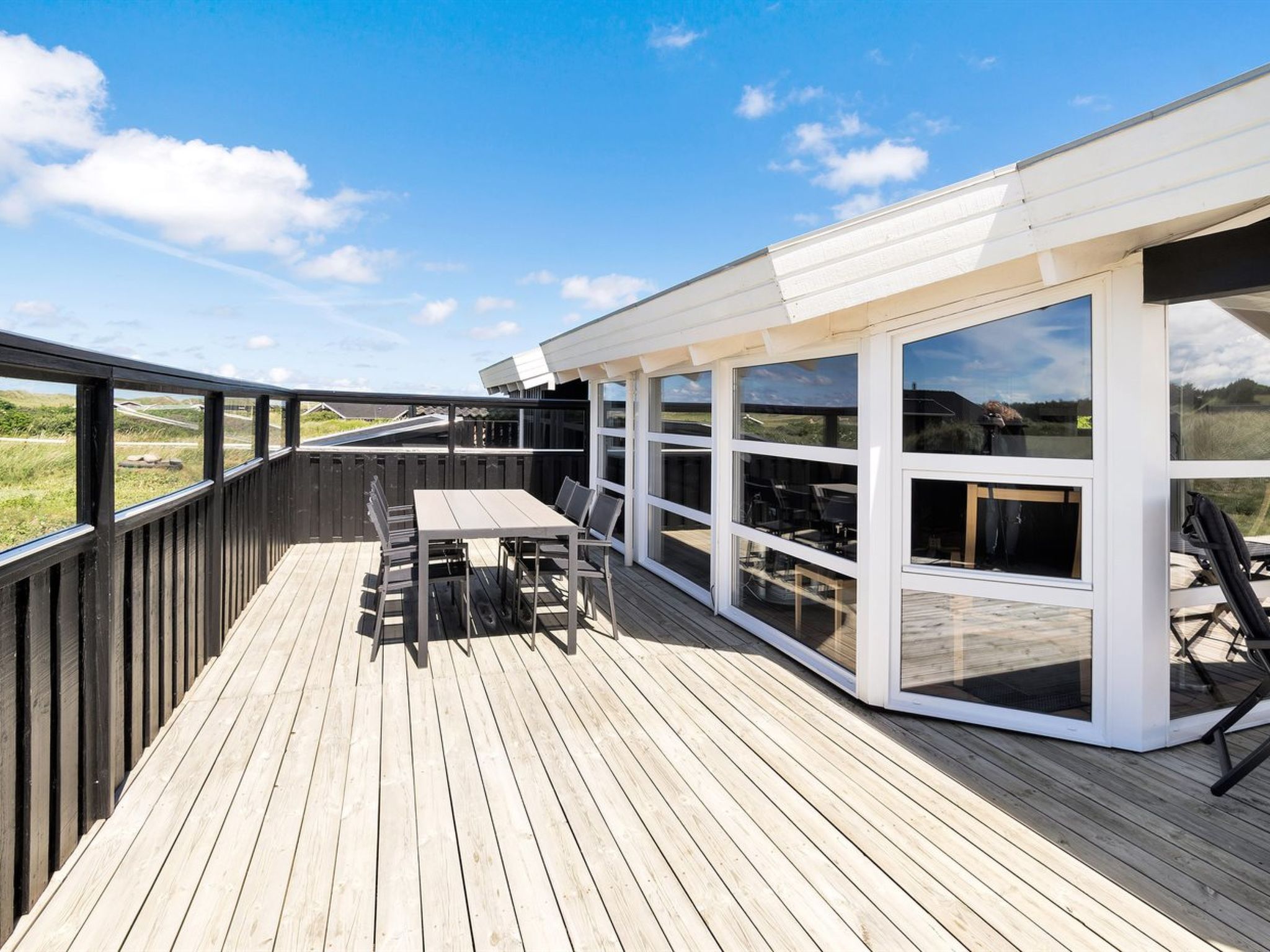 "Elvie" - 200m from the sea — Terrace (5 of 19)