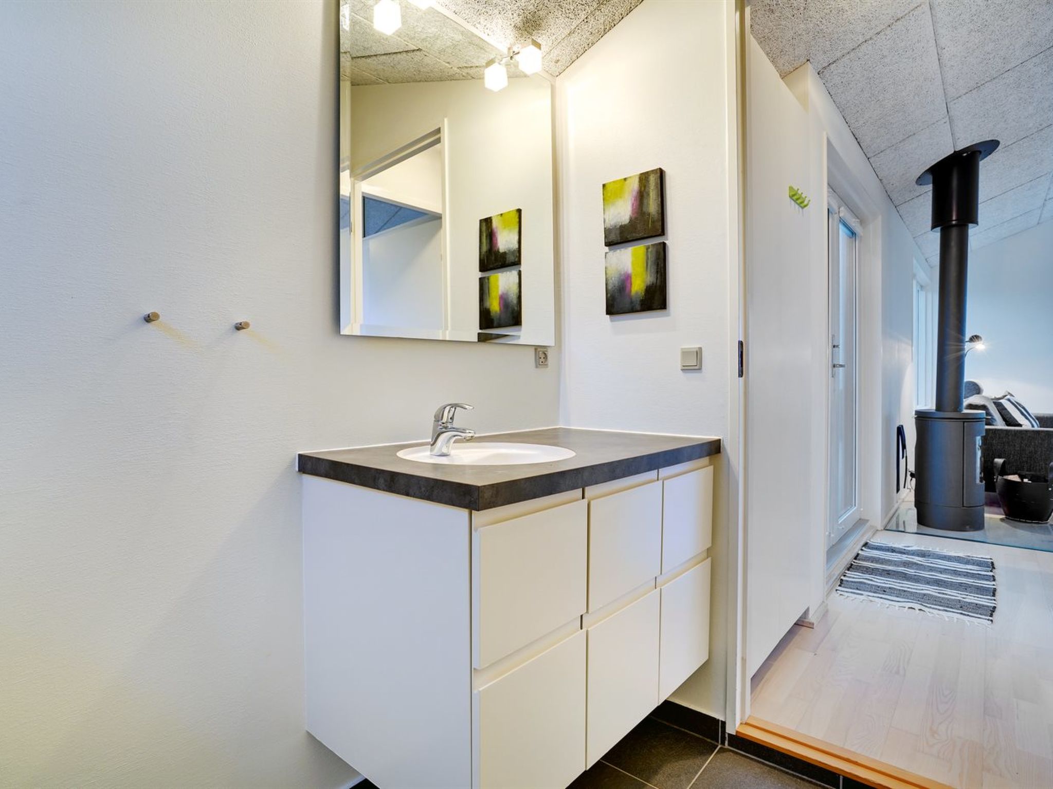 "Skade" - 75m from the sea-Inside