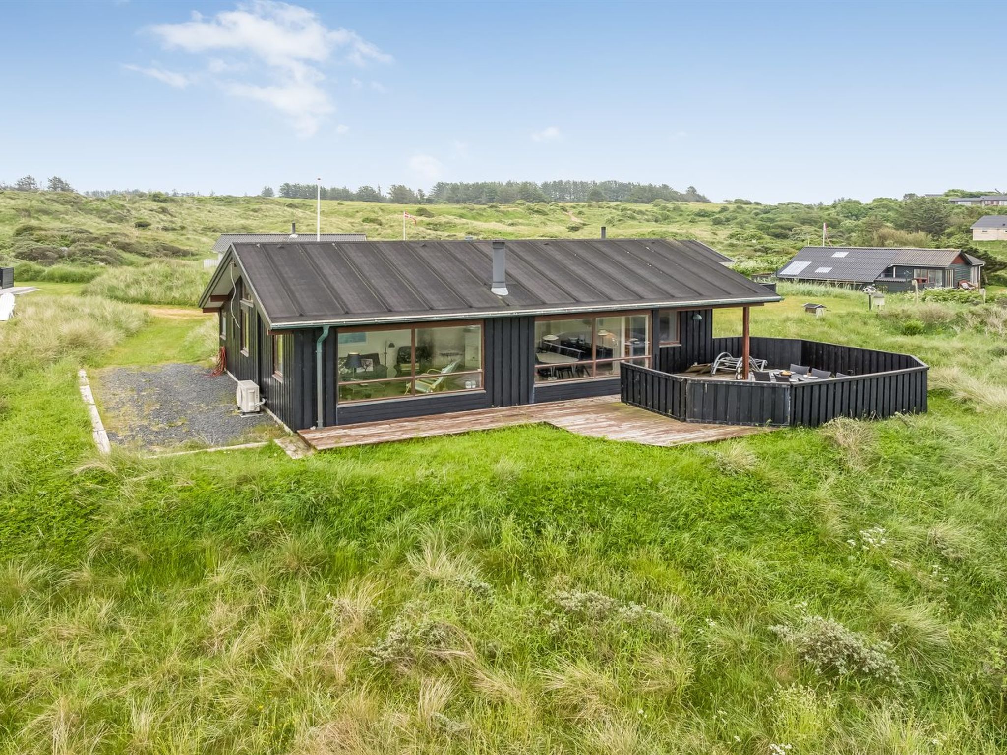 "Yma" - 200m from the sea