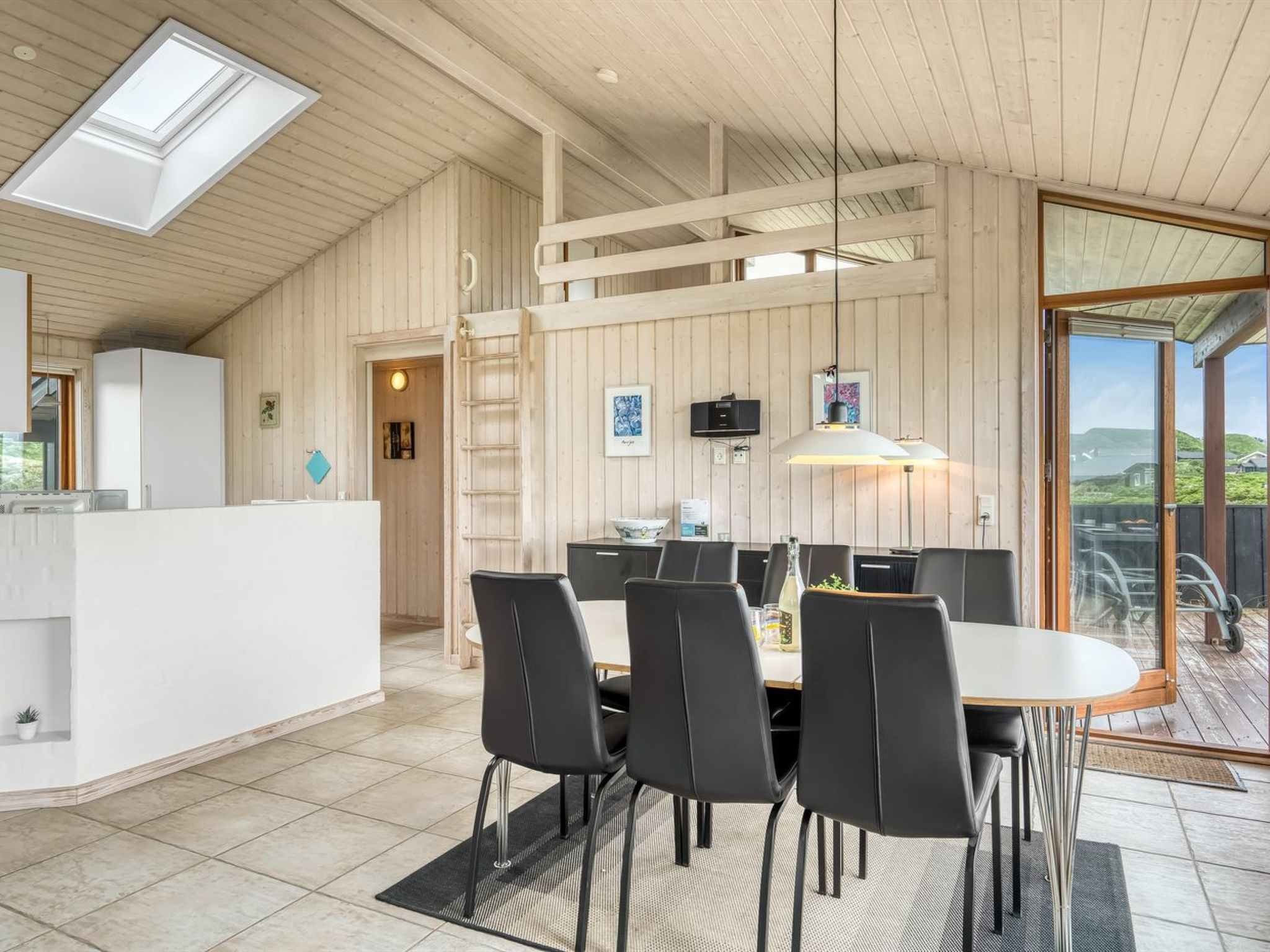 "Yma" - 200m from the sea - Binnen