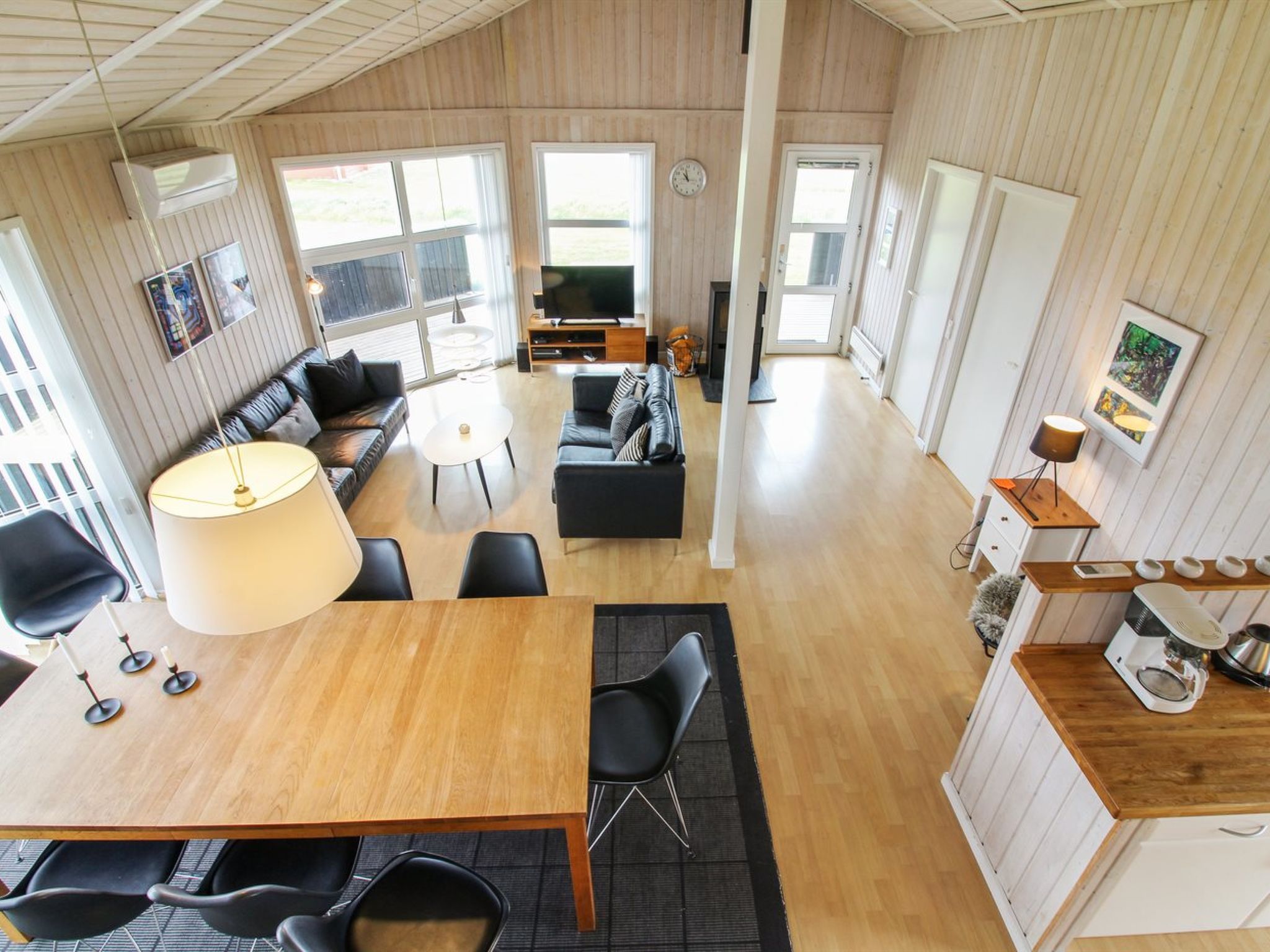 "Mette" - 98m from the sea - Binnen