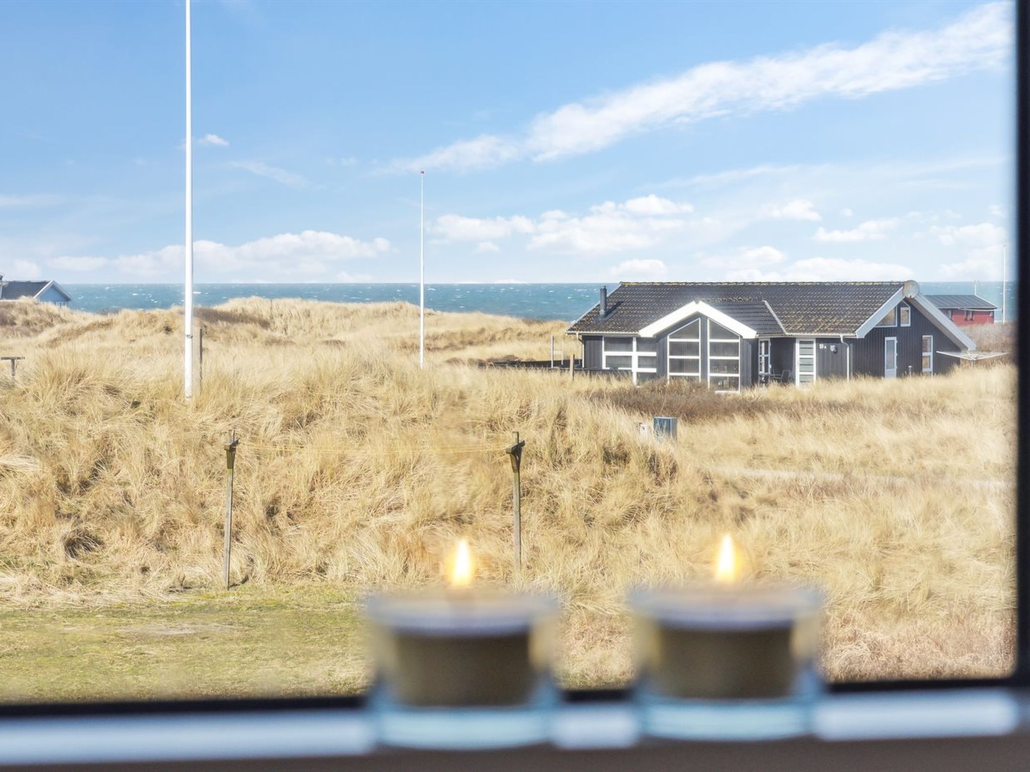 "Bjarni" - 239m from the sea - Buiten