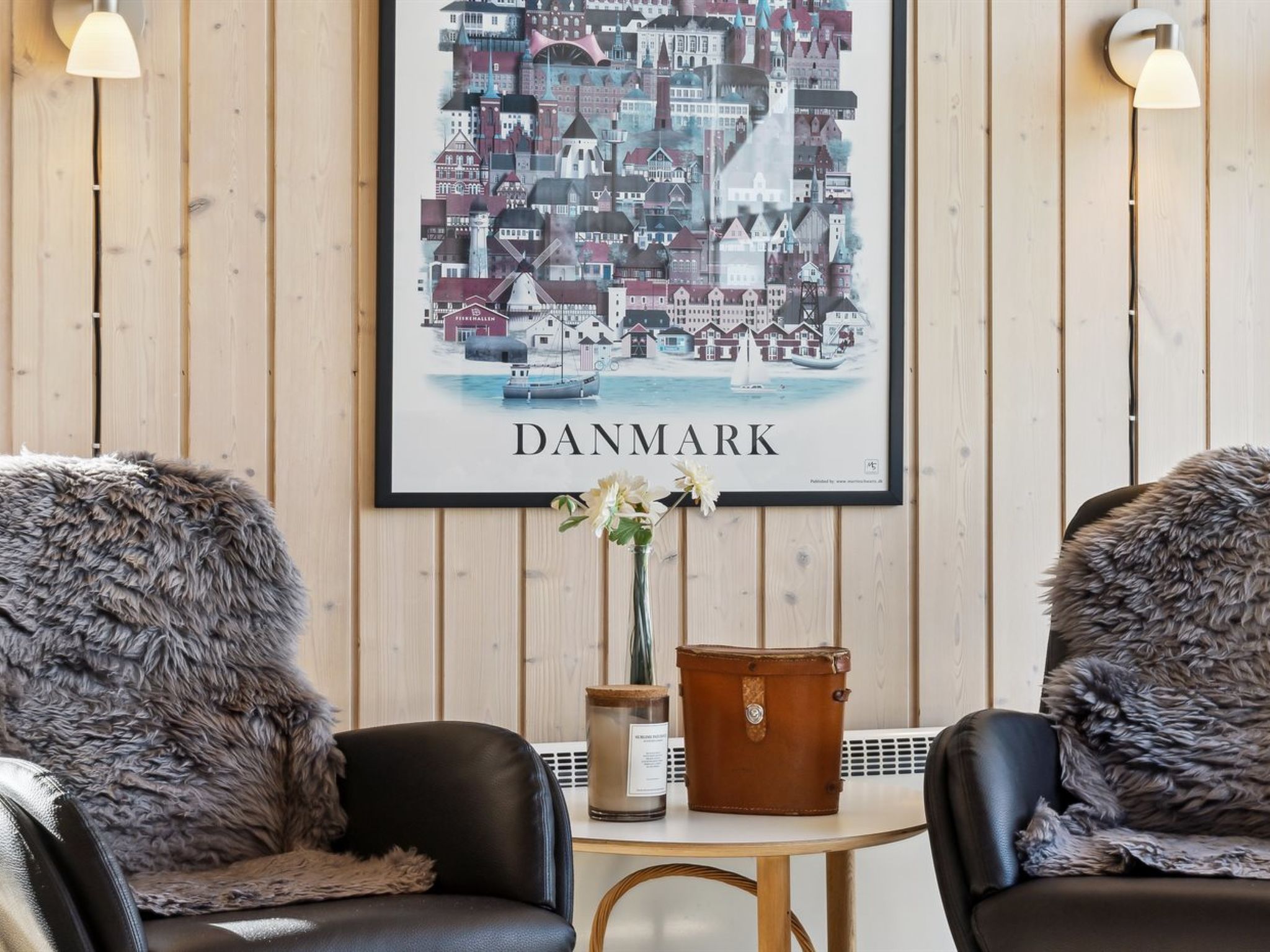 "Bjarni" - 239m from the sea-Inside