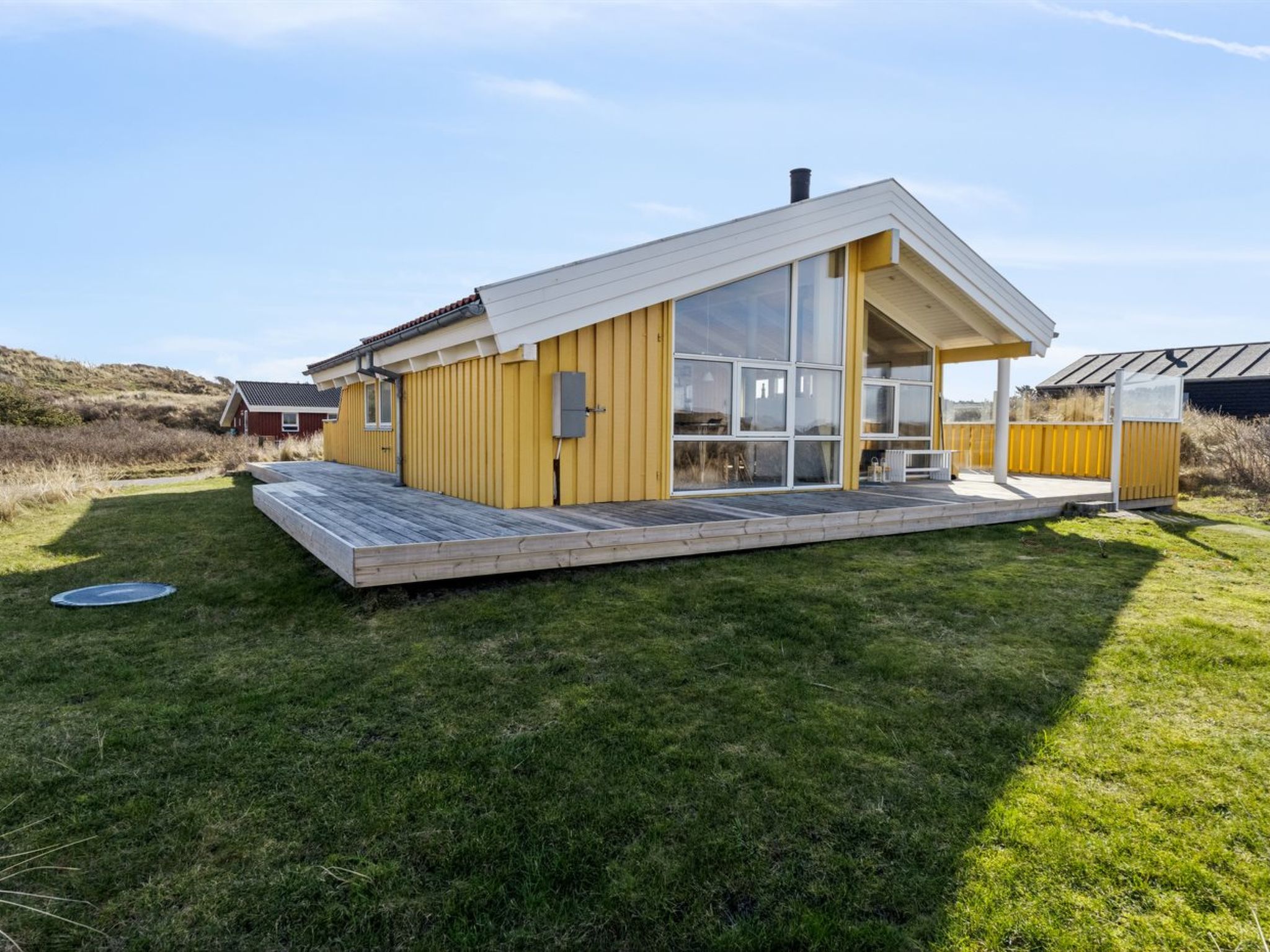 "Bjarni" - 239m from the sea-Outside