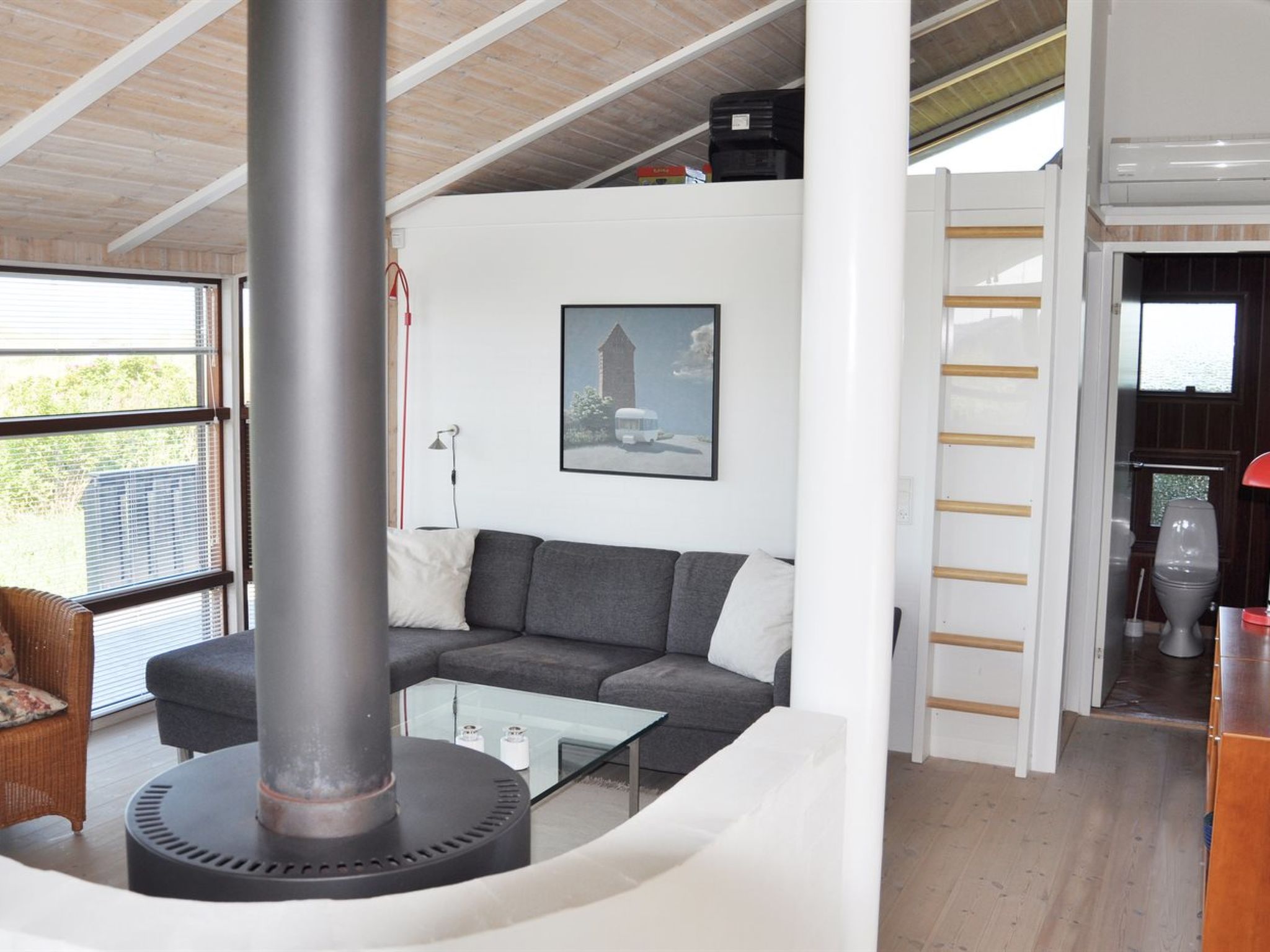 "Sigvalda" - 250m from the sea — Living Room (5 of 12)