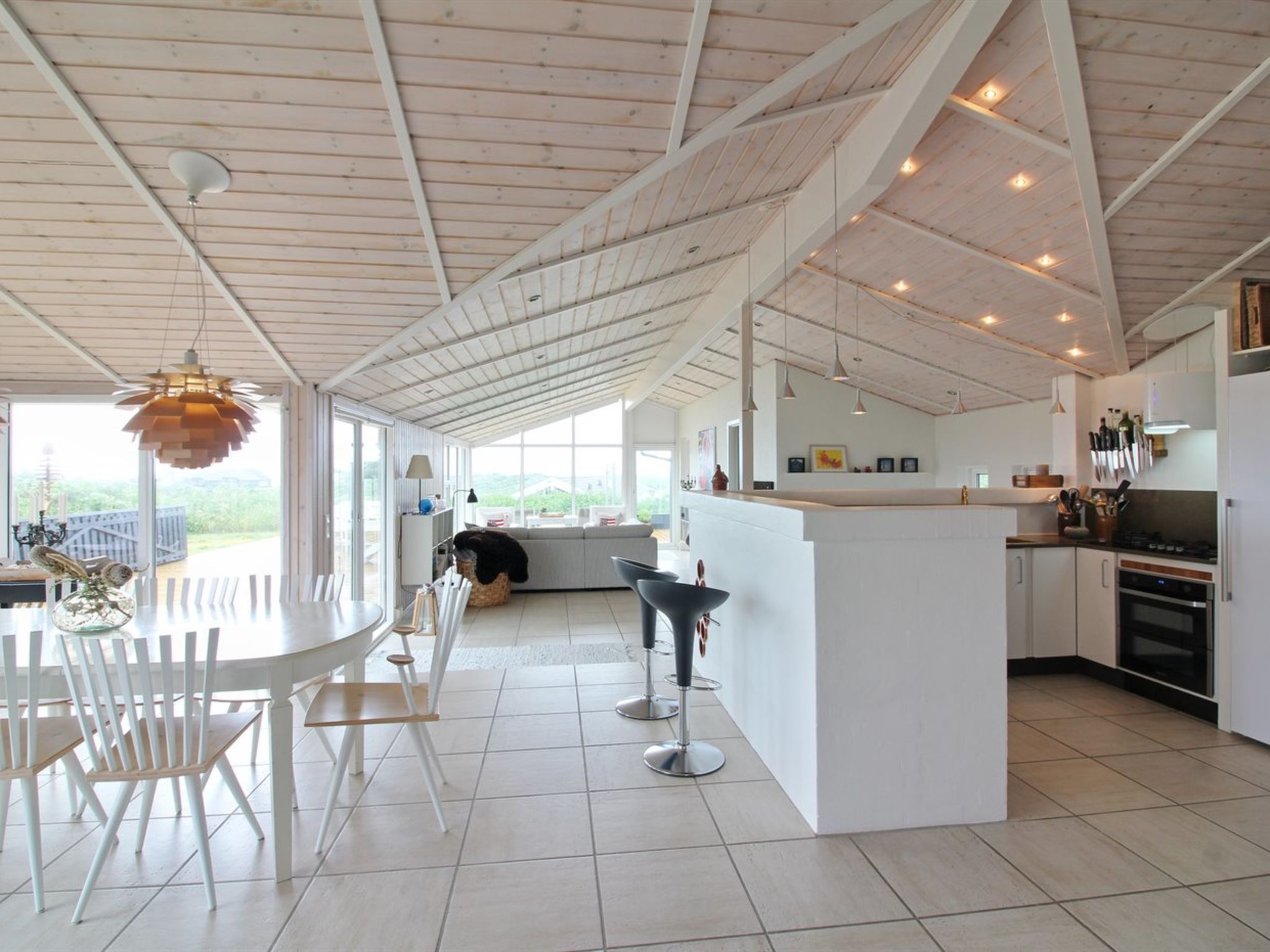 "Aella" - 150m from the sea - Inside
