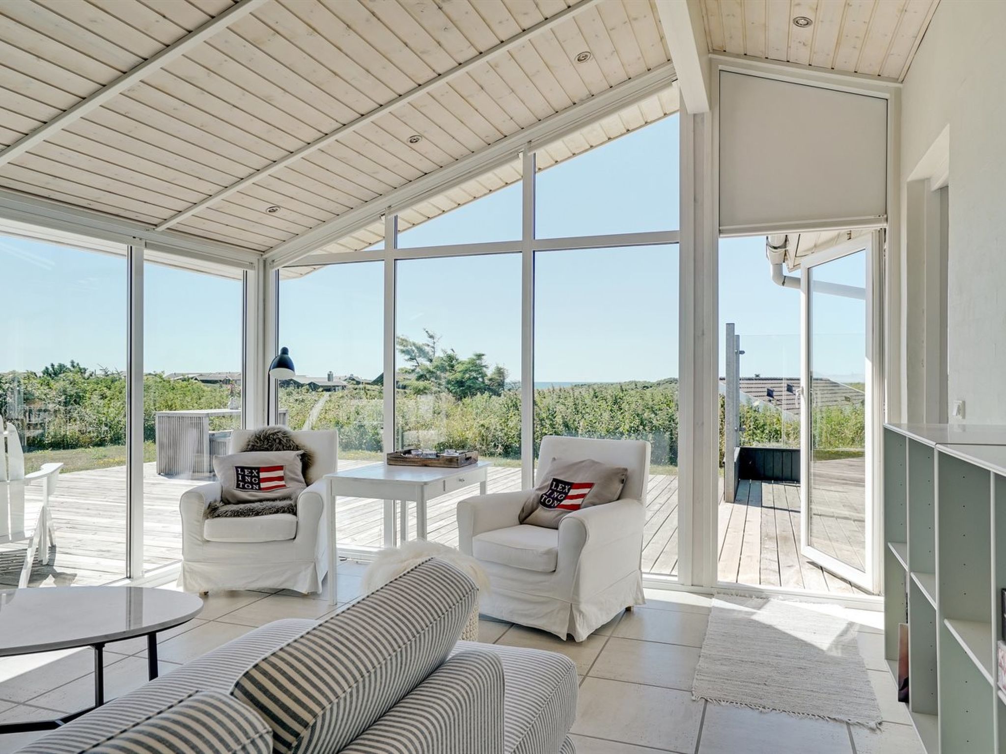 "Aella" - 150m from the sea - Inside