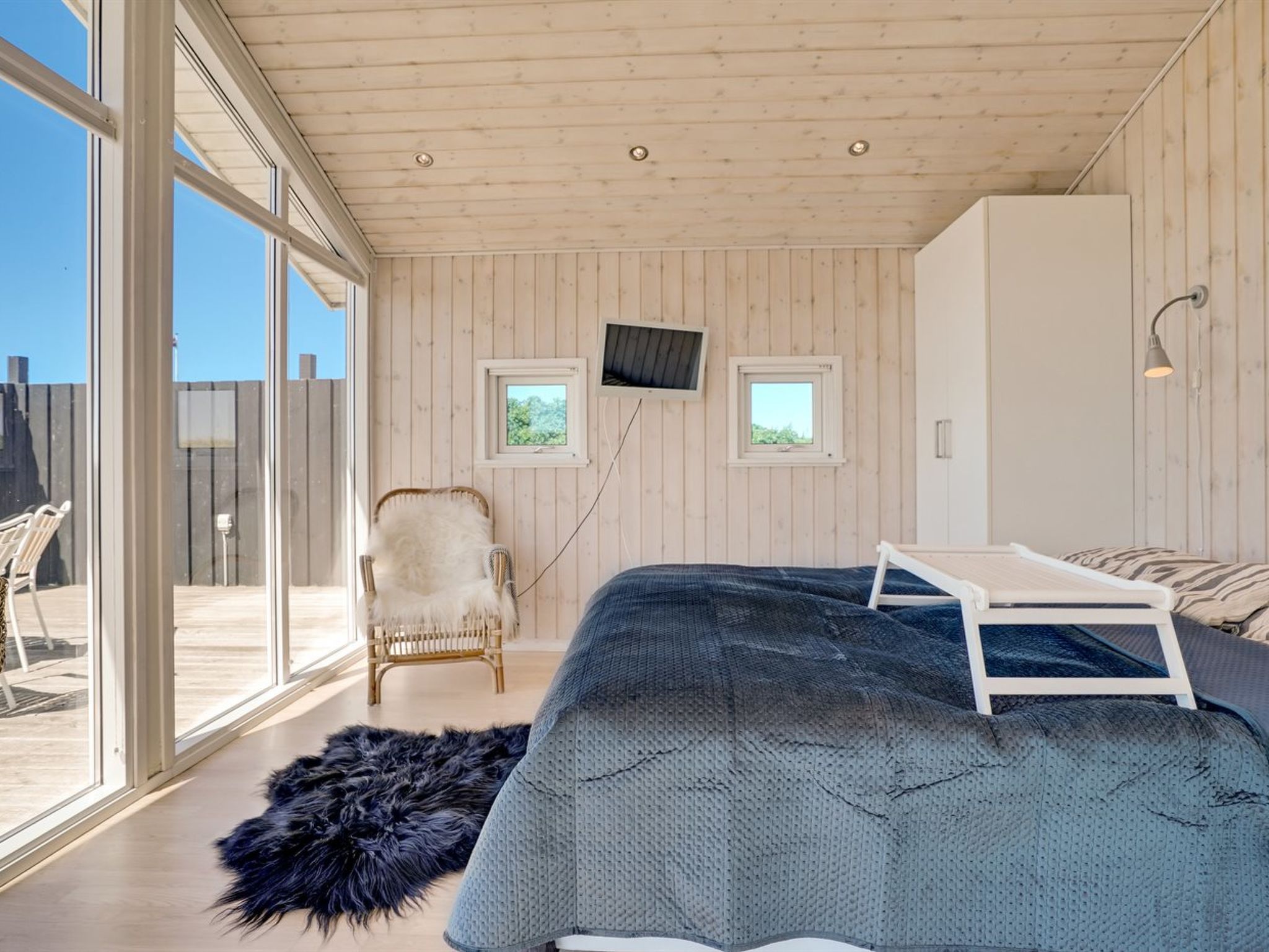 "Aella" - 150m from the sea - Inside