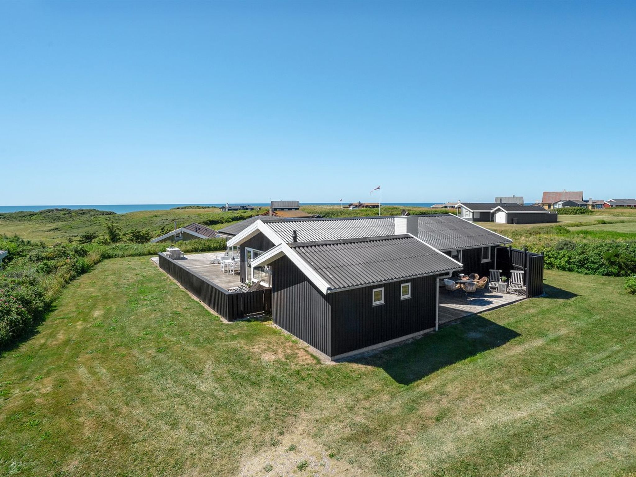 "Aella" - 150m from the sea - Outside