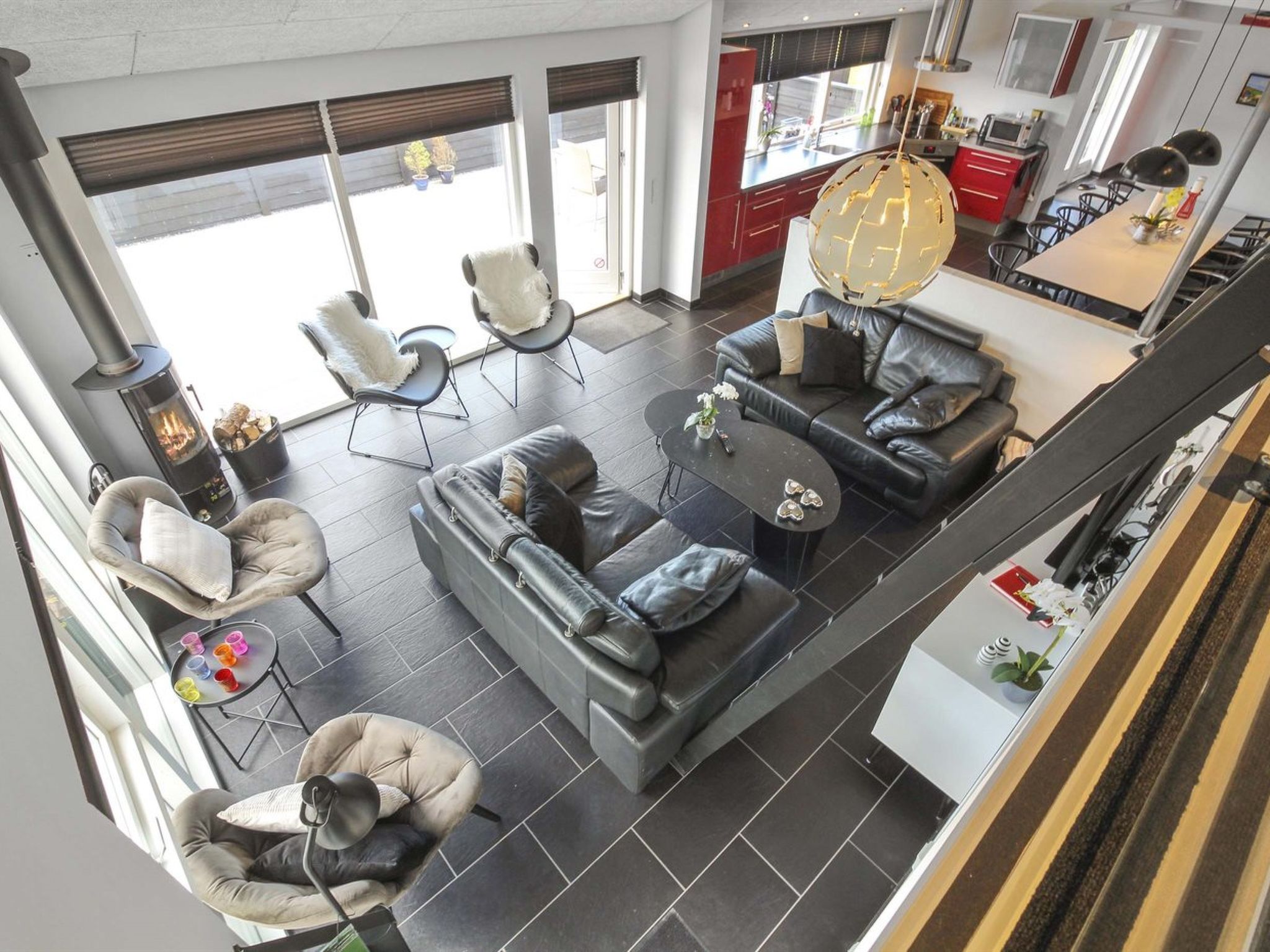 "Minna" - 975m from the sea - Drinnen