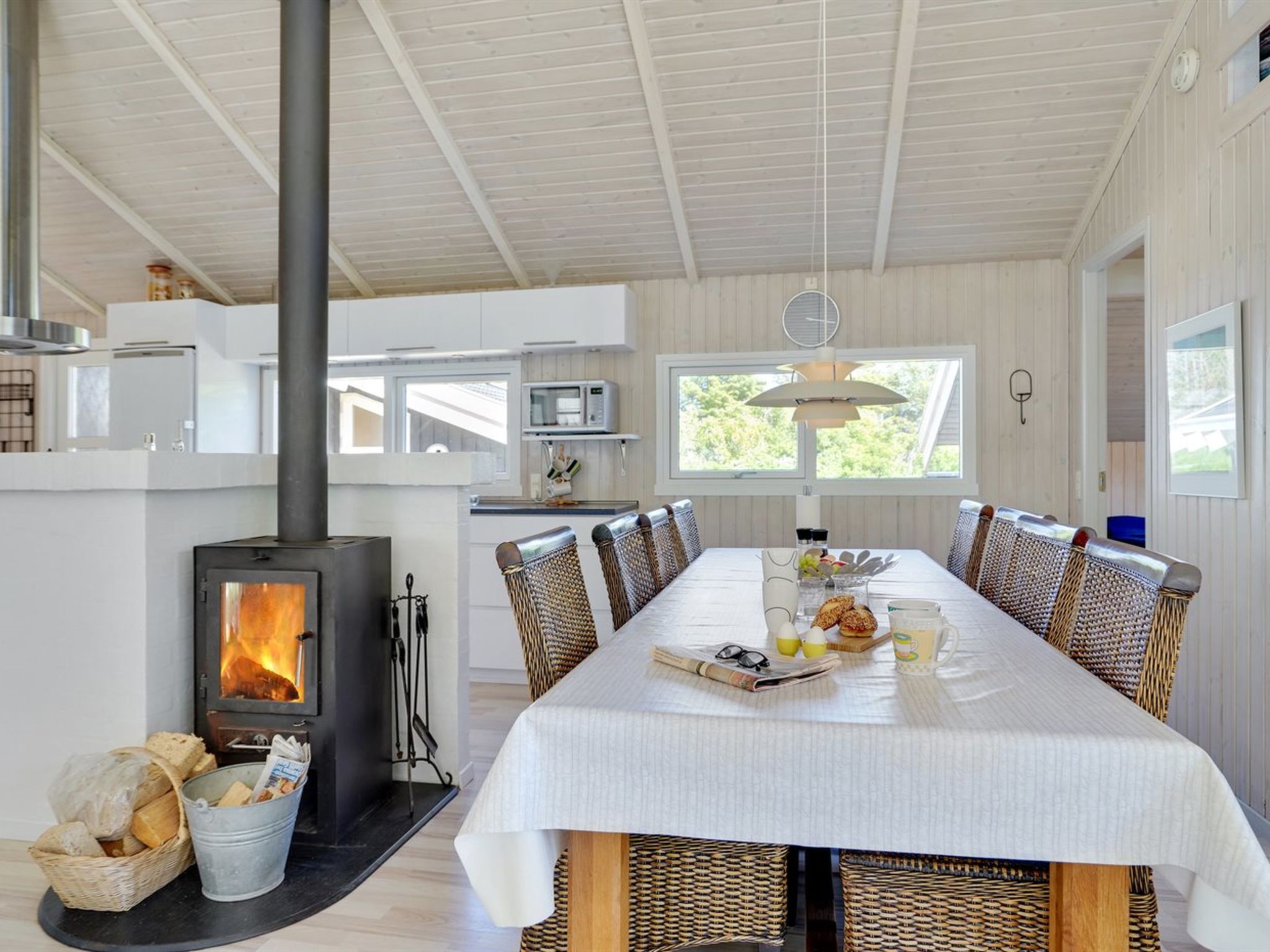 "Harriet" - 800m from the sea-Inside