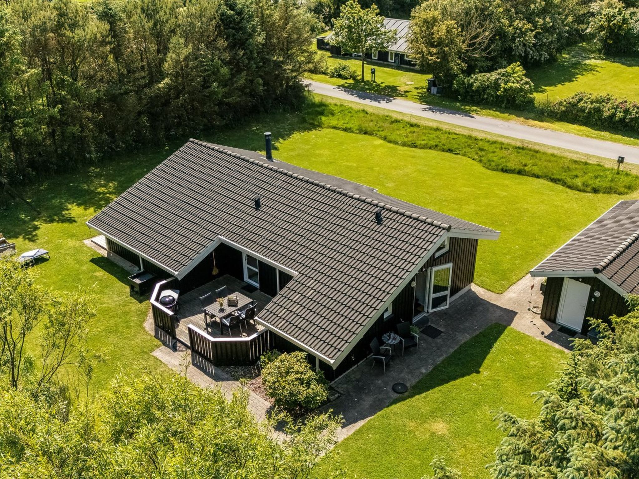 "Vilmar" - 1.2km from the sea - Draußen