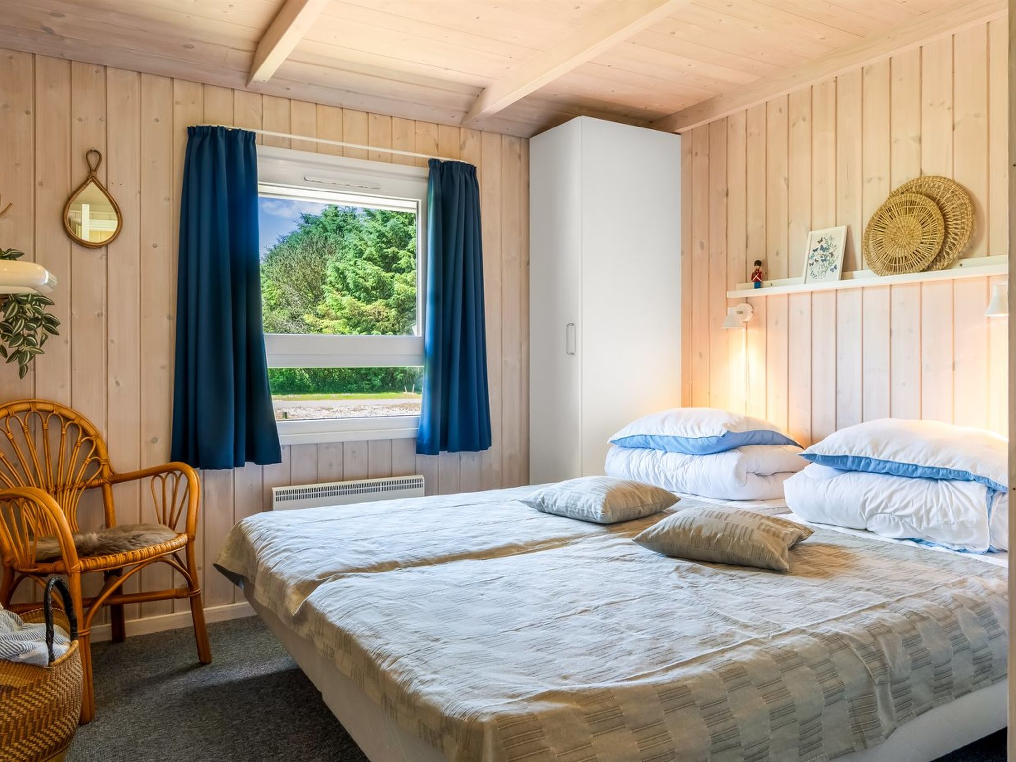 "Vilmar" - 1.2km from the sea - Binnen