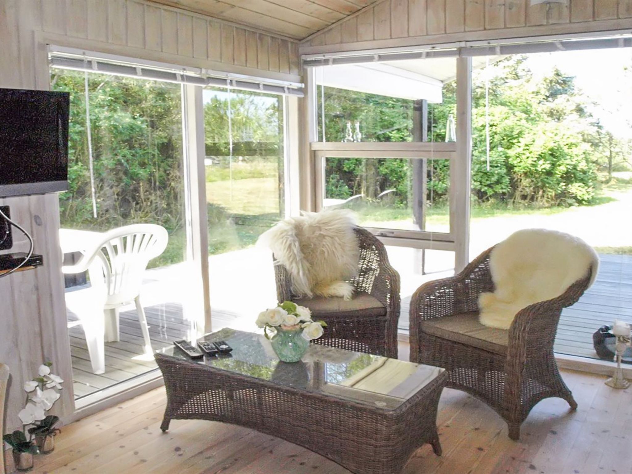 "Tia" - 900m from the sea-Drinnen
