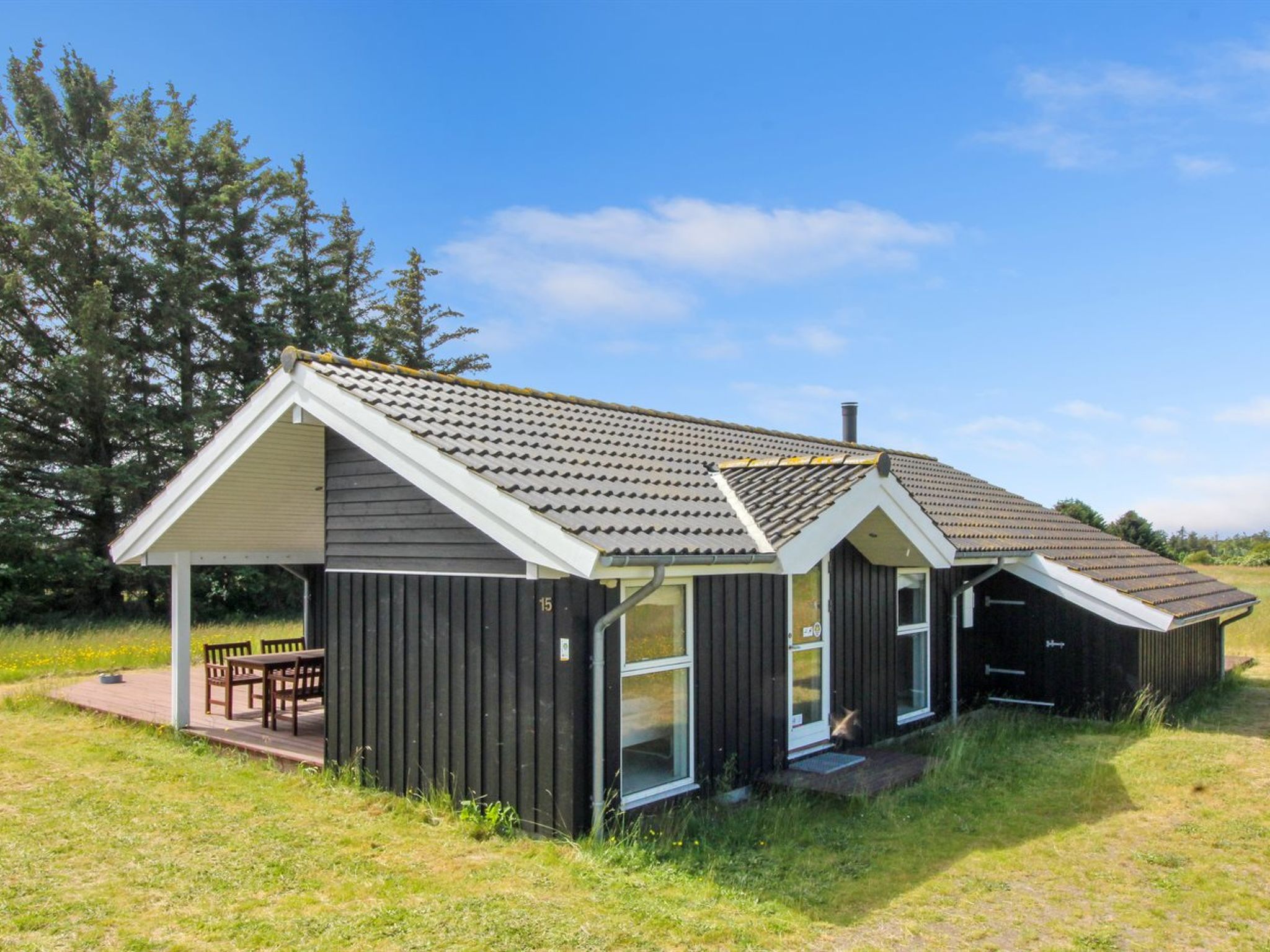 "Bengt" - 1km from the sea
