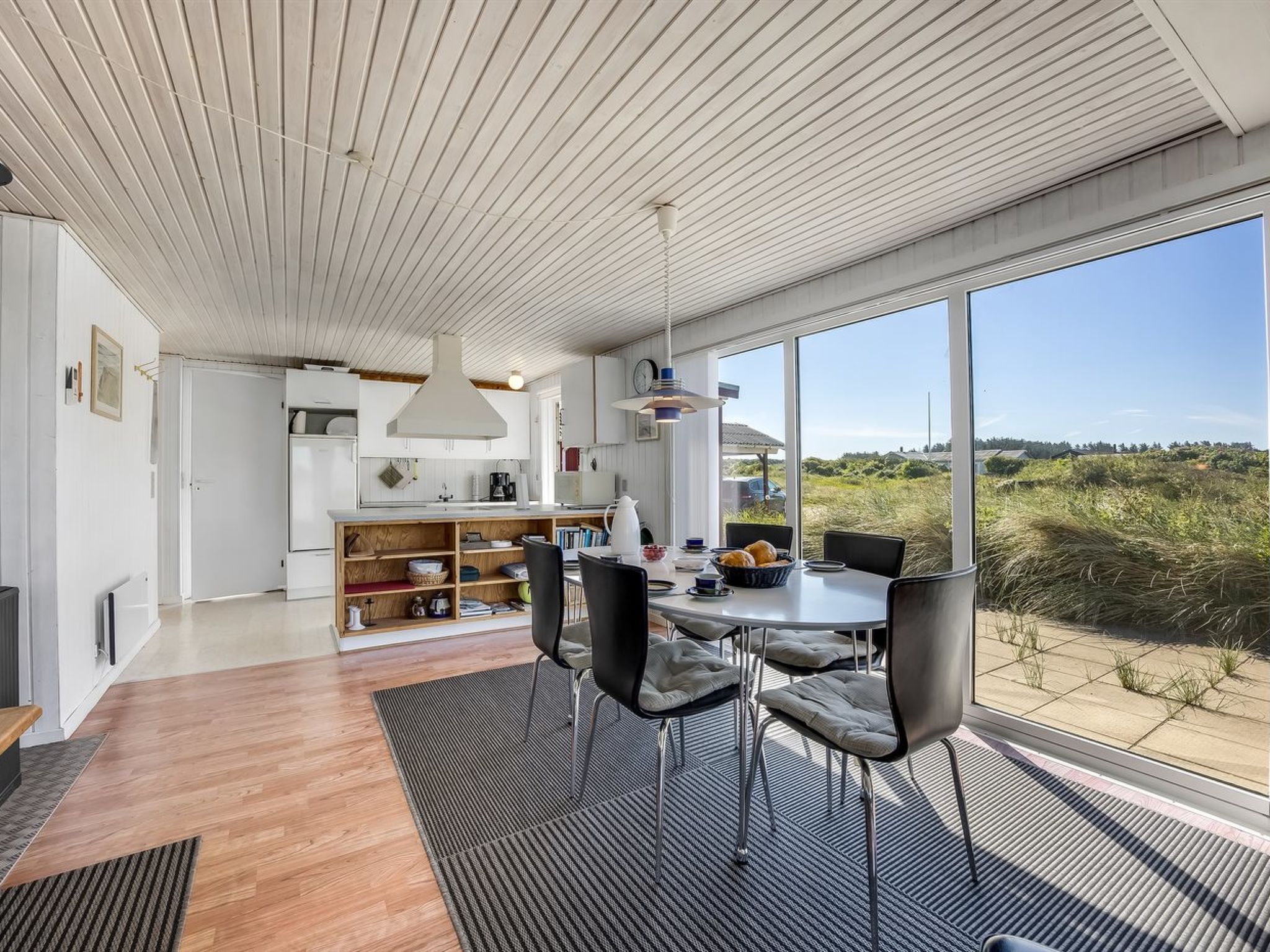 "Olla" - 300m from the sea - Drinnen