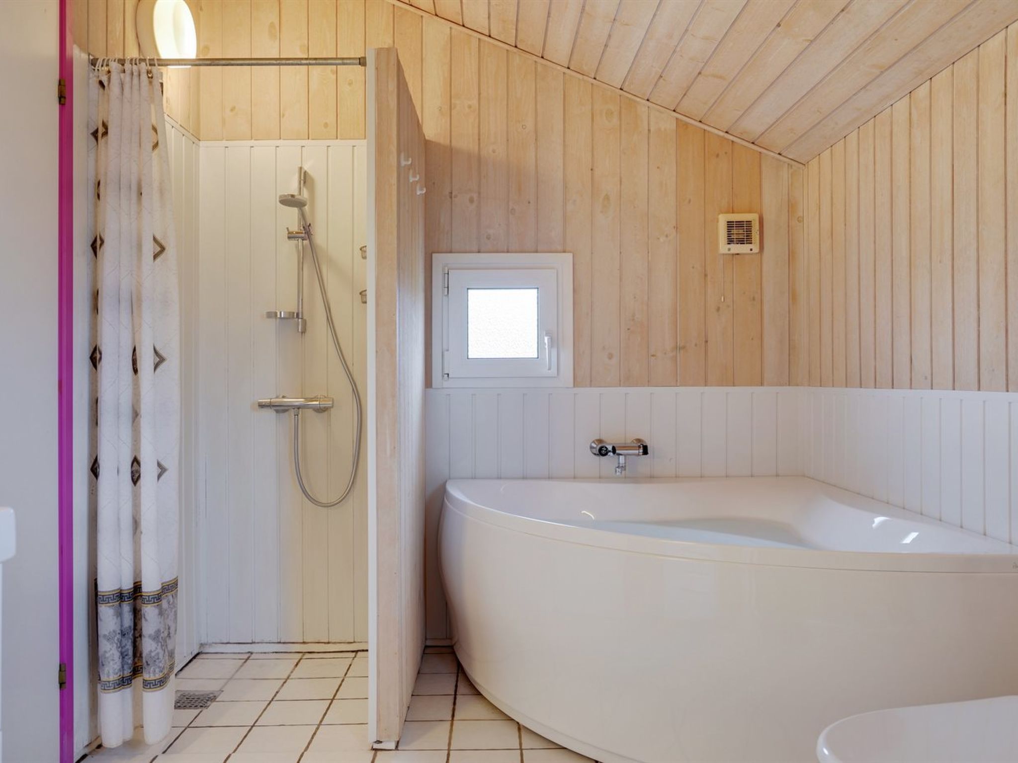 "Hava" - 450m from the sea - Inside