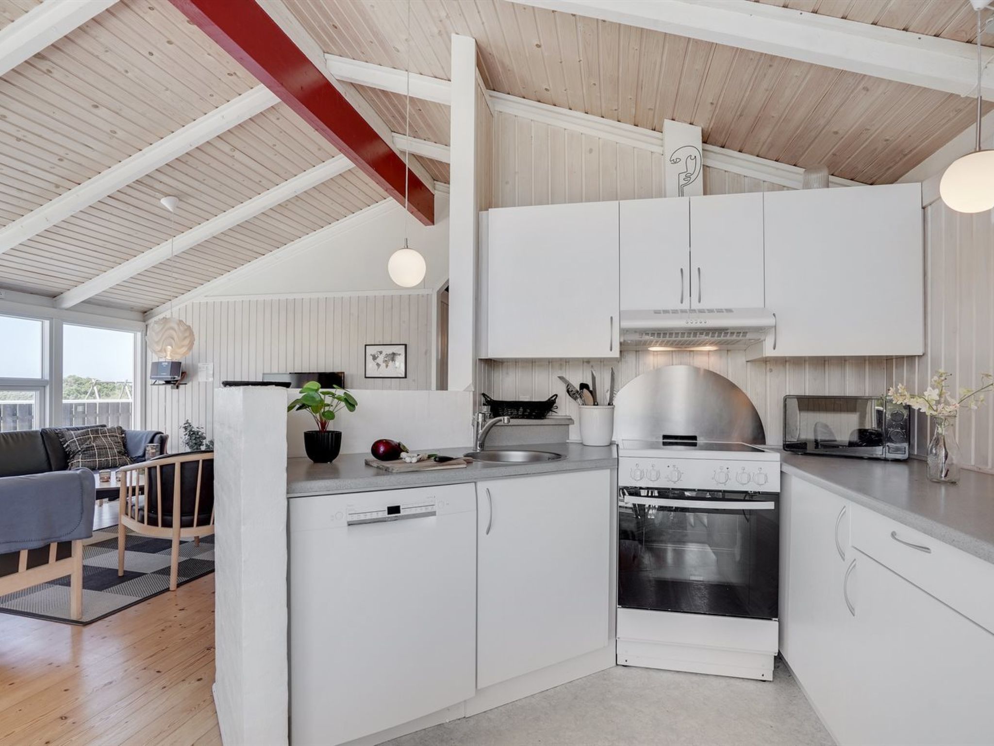 "Randulf" - 450m from the sea - Inside