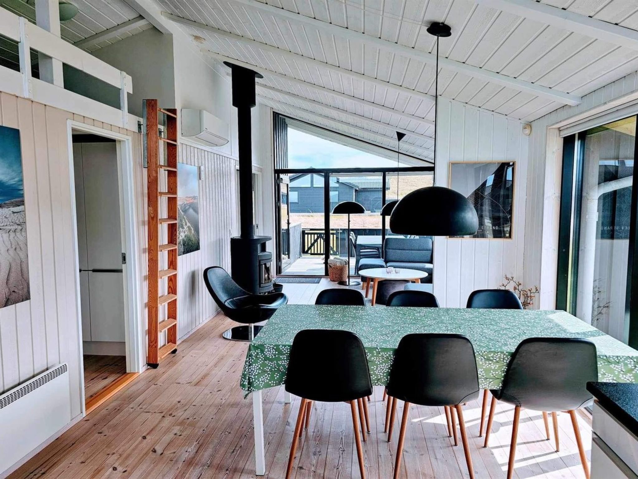 "Auvo" - 600m from the sea-Binnen