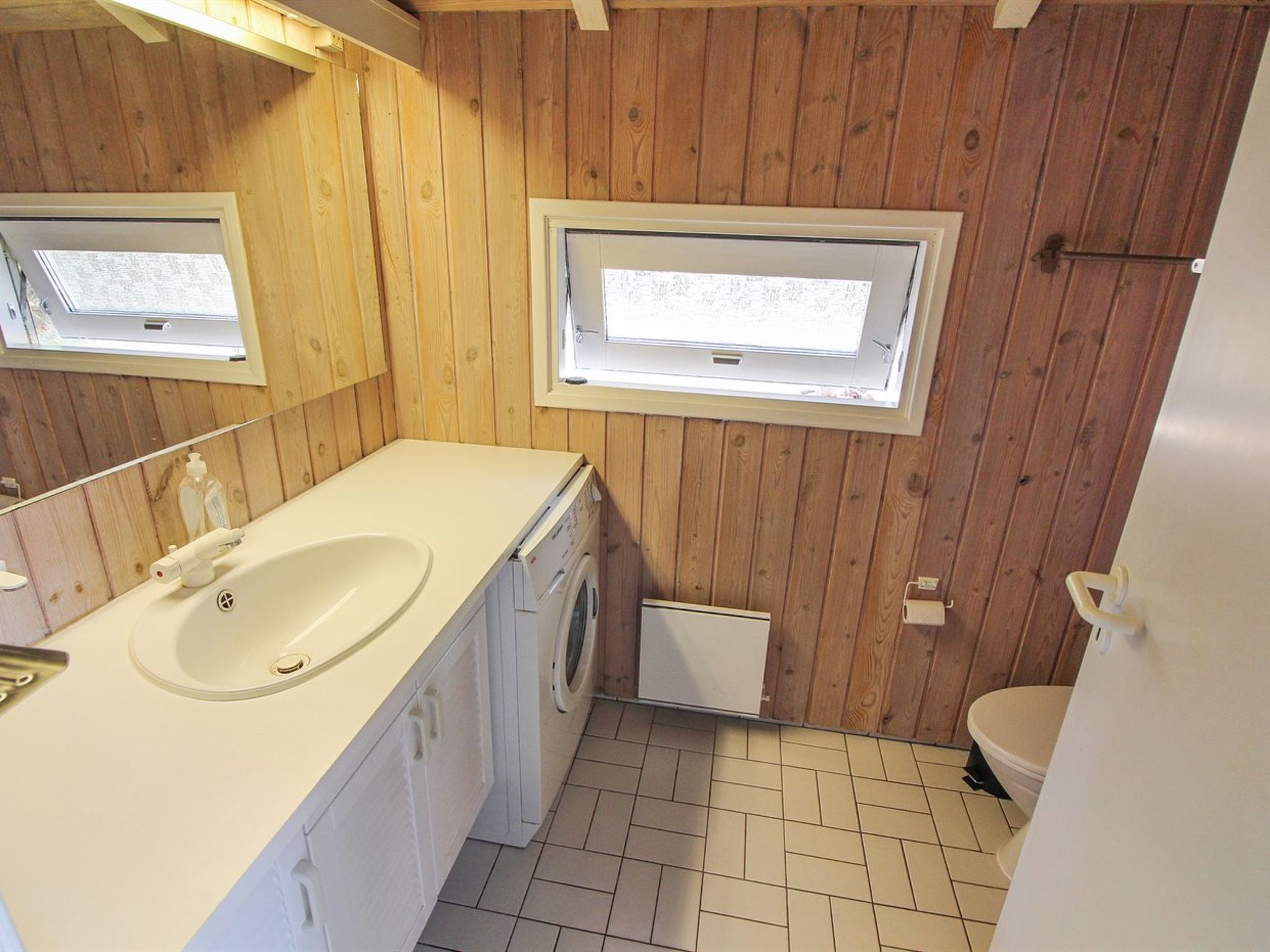 "Nakke" - 1.3km from the sea - Binnen