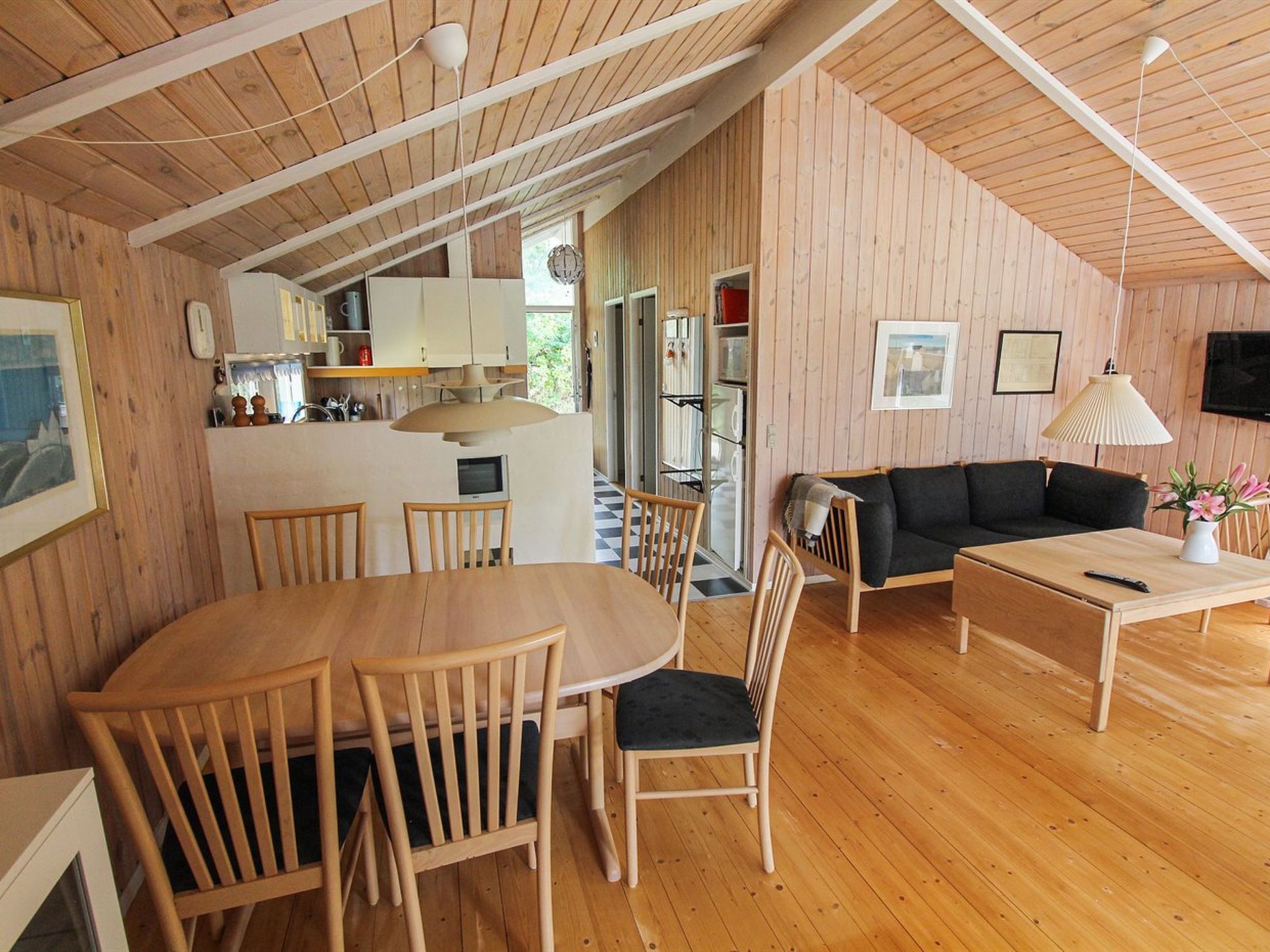 "Nakke" - 1.3km from the sea - Binnen