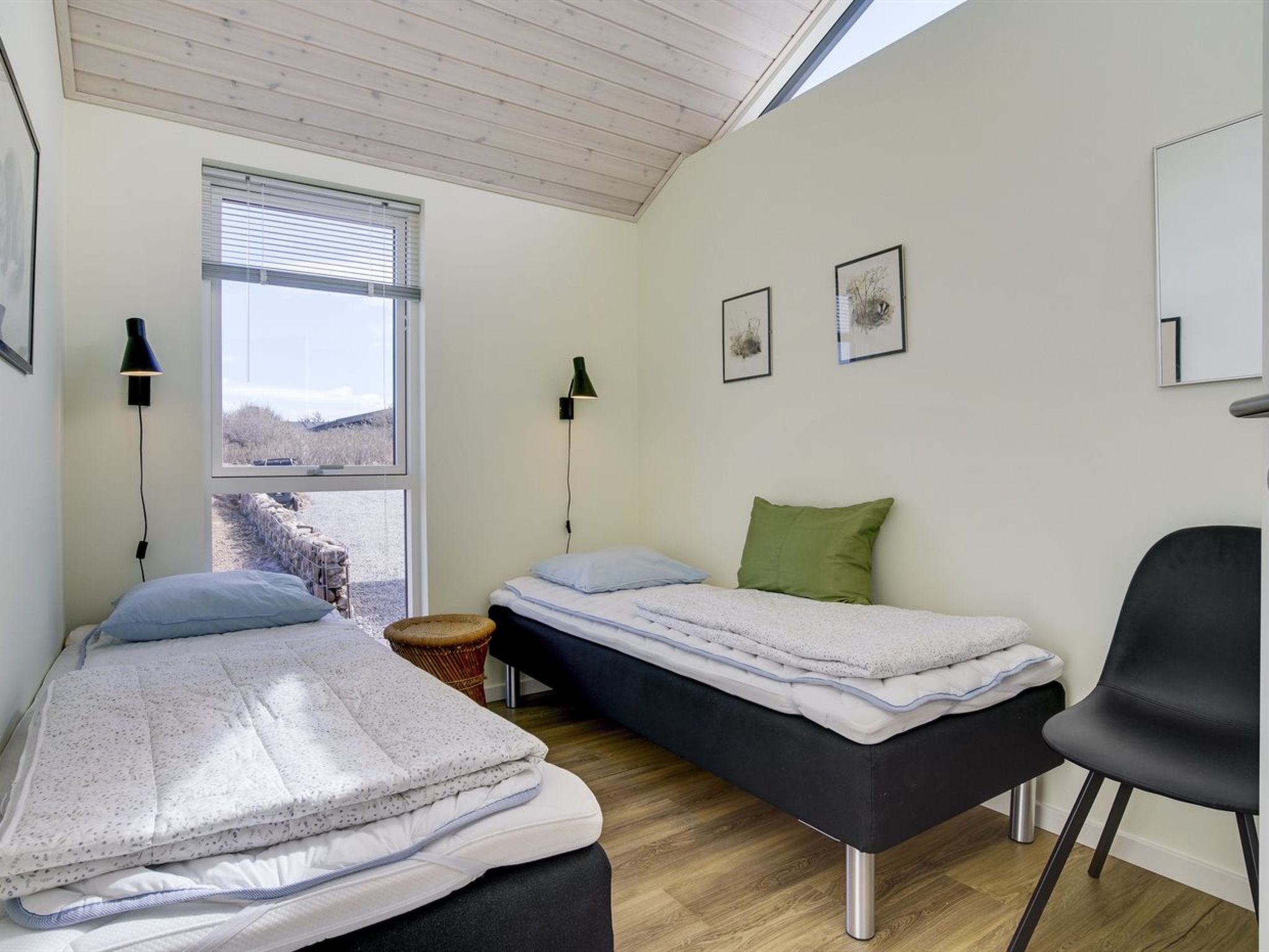 "Luci" - 500m from the sea-Binnen