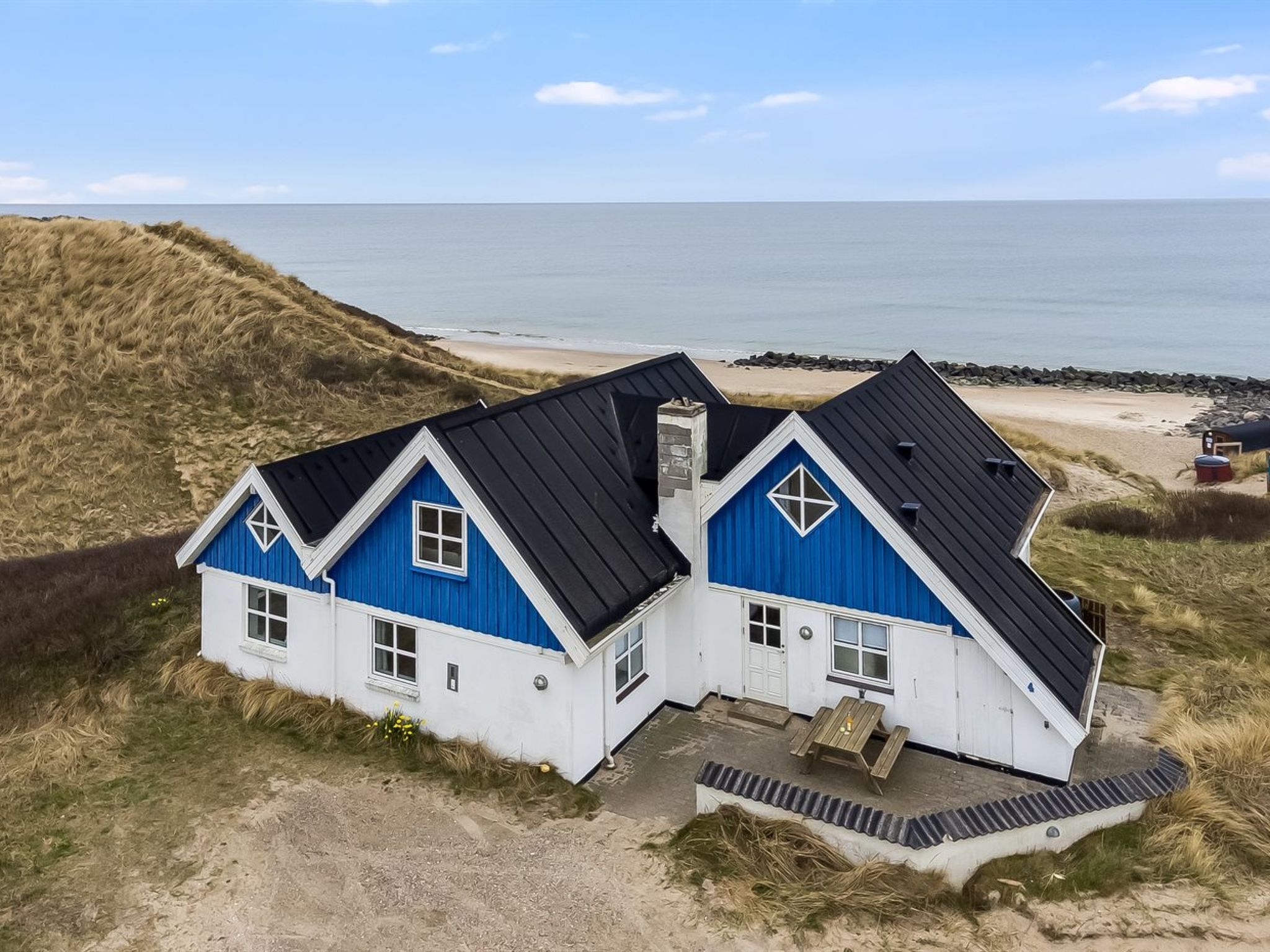 "Hillegonde" - 84m from the sea