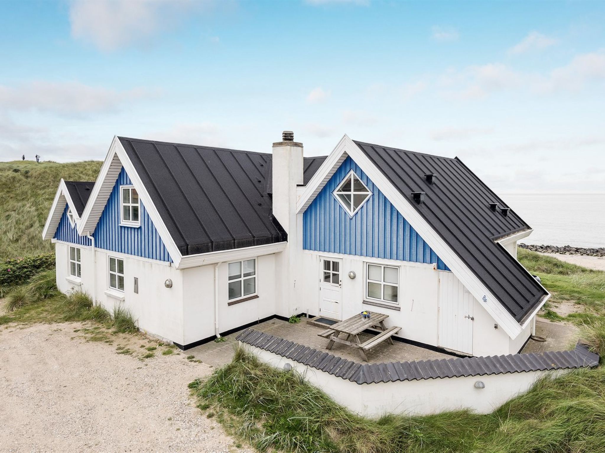 "Hillegonde" - 84m from the sea-Outside