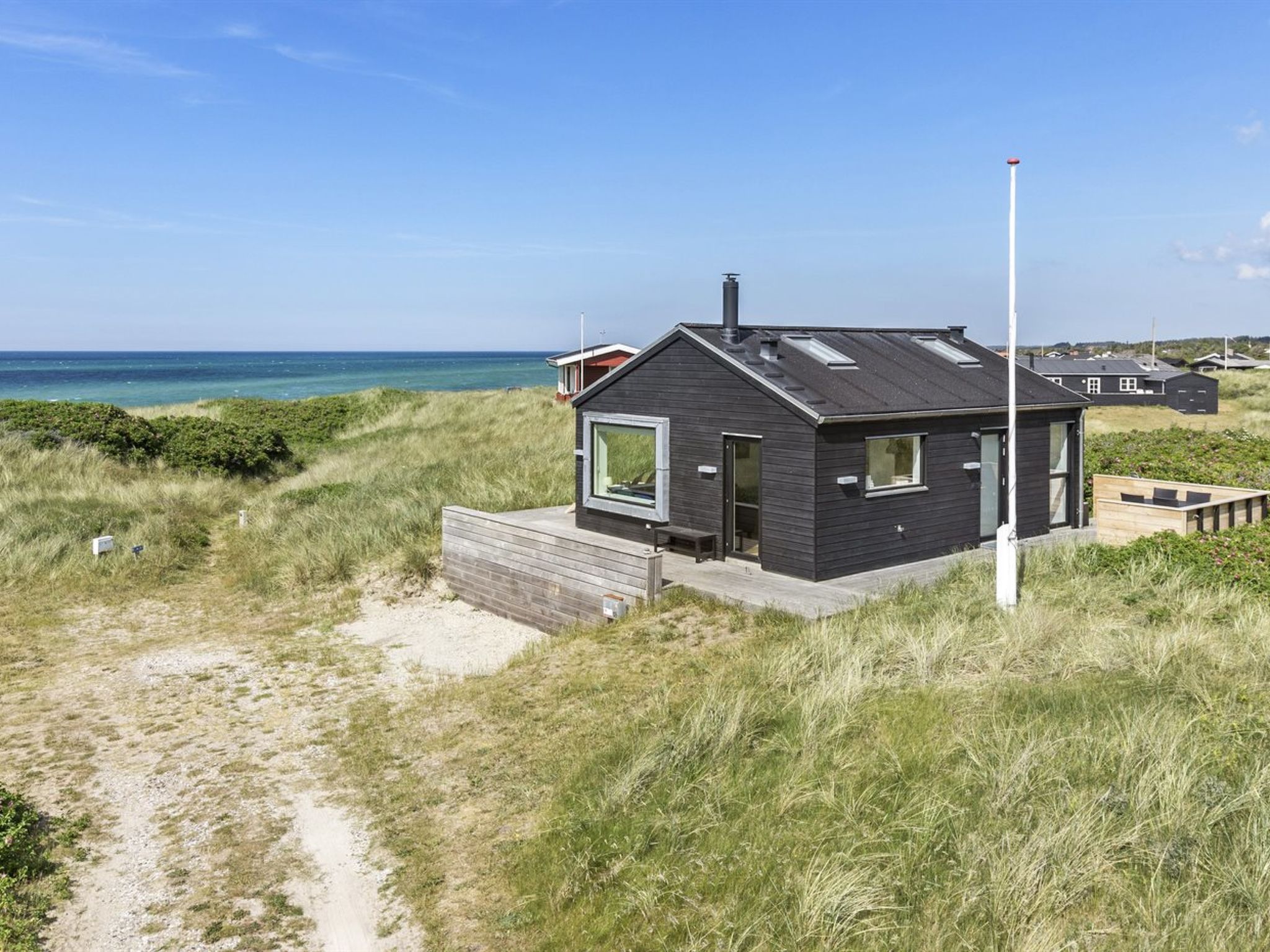 "Aaltje" - 65m from the sea
