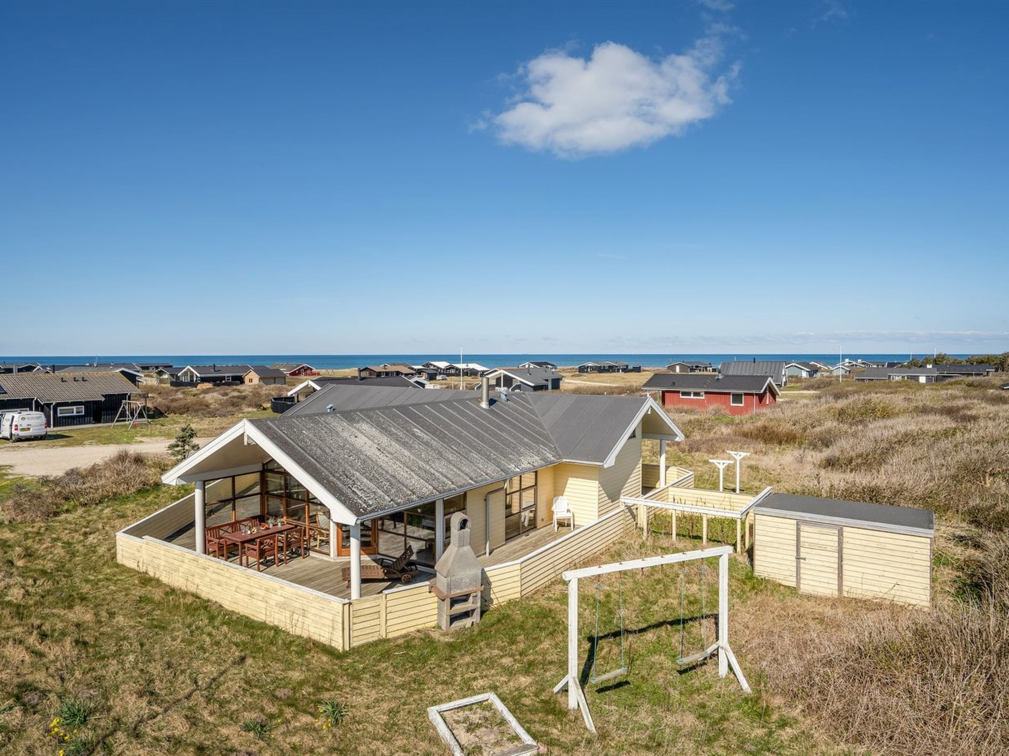 "Fam" - 300m from the sea-Buiten
