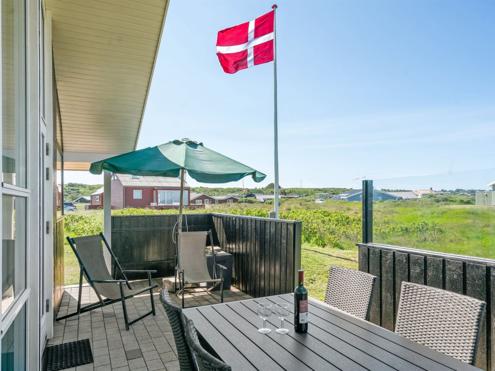 "Hubert" - 150m from the sea