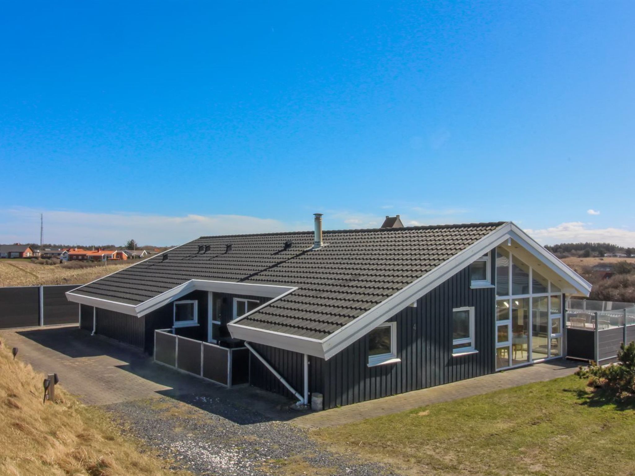 "Alfhild" - 297m from the sea - Draußen
