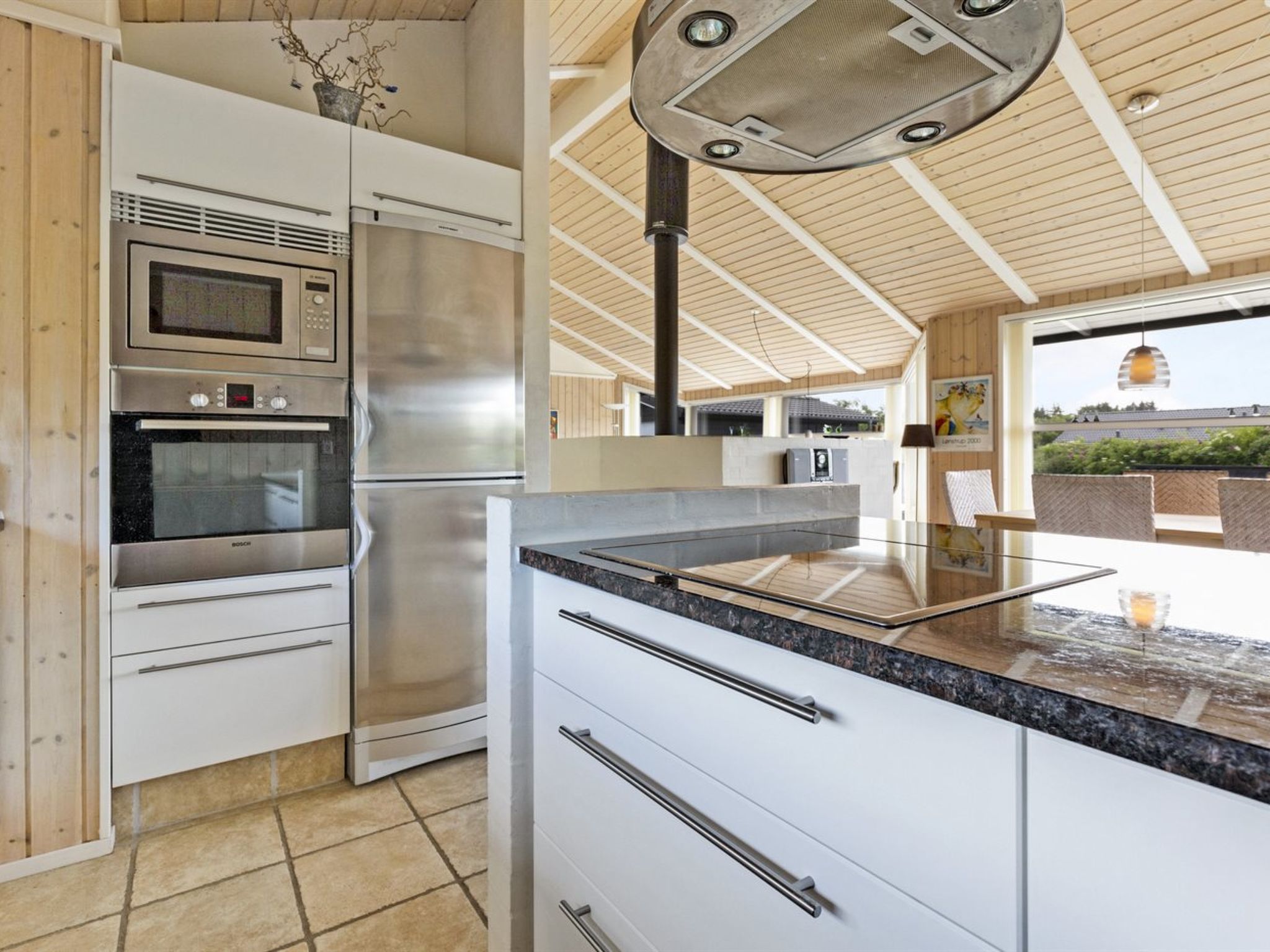 "Tatyana" - 1.0km from the sea - Binnen