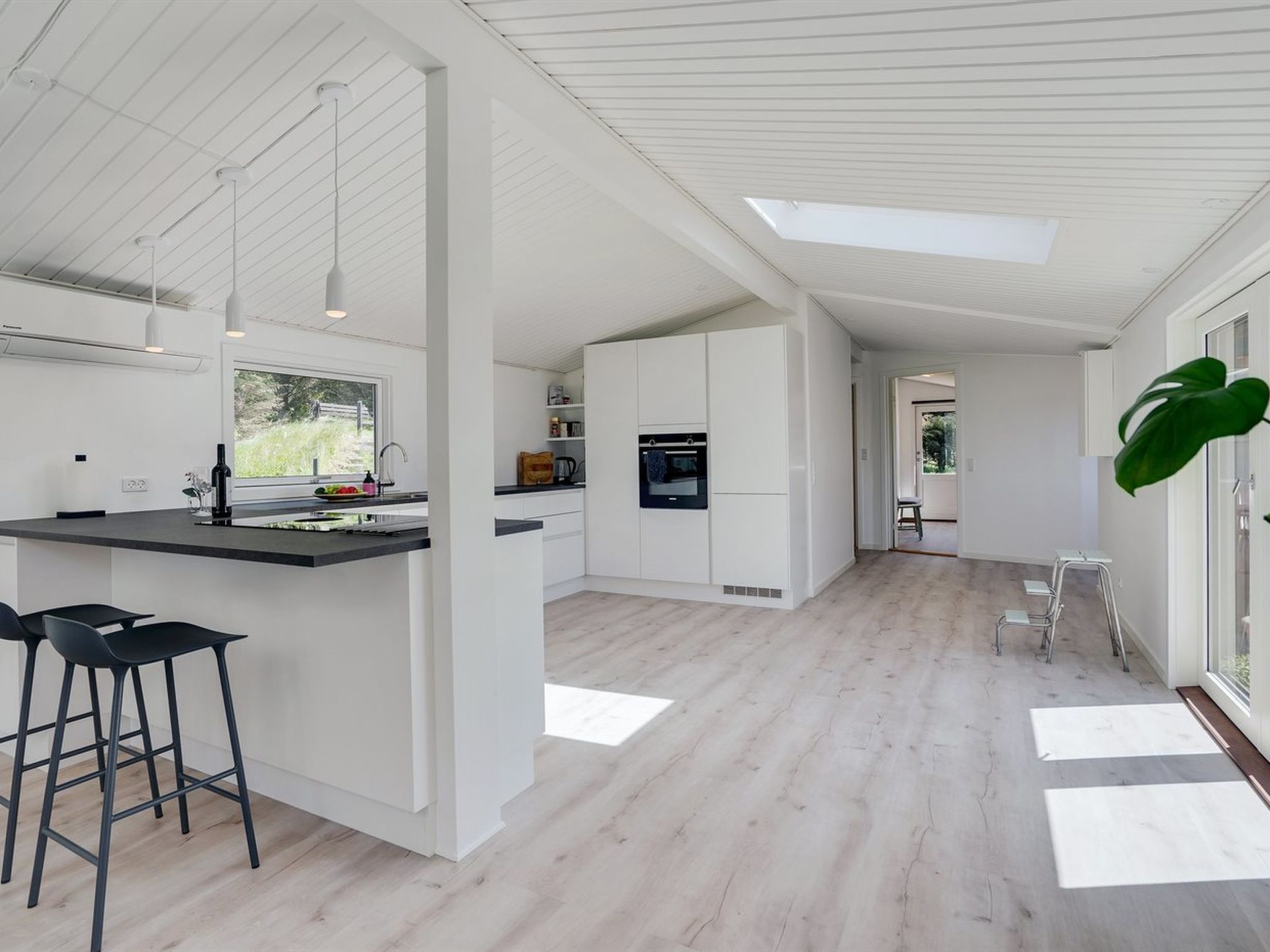 "Albert" - 340m from the sea - Inside