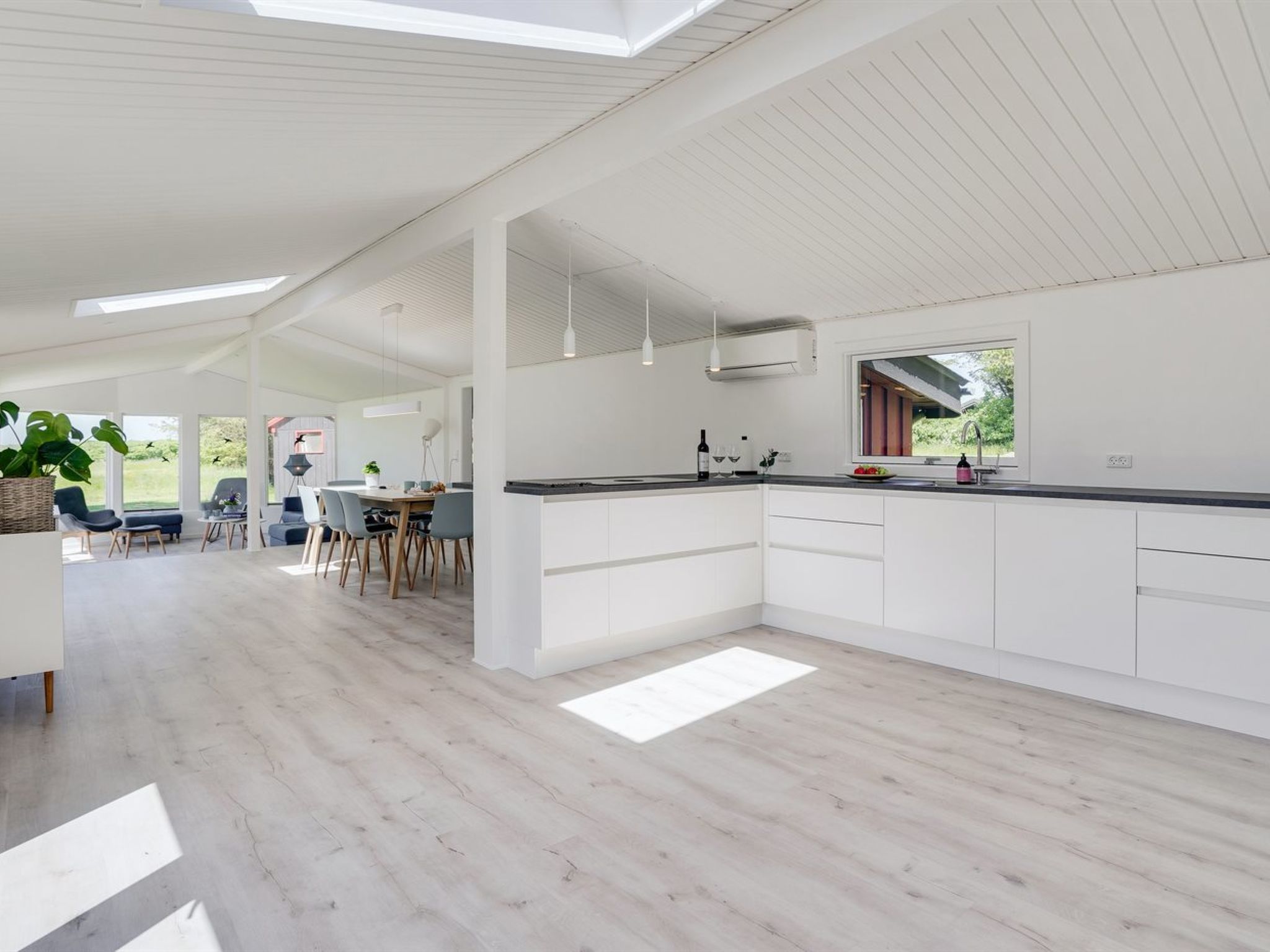 "Albert" - 340m from the sea - Inside