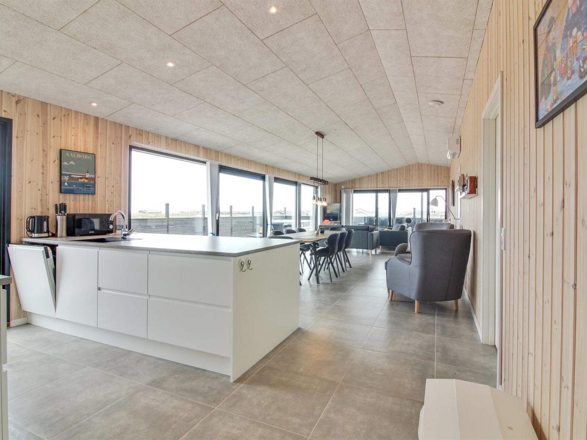"Heilo" - 300m from the sea - Inside