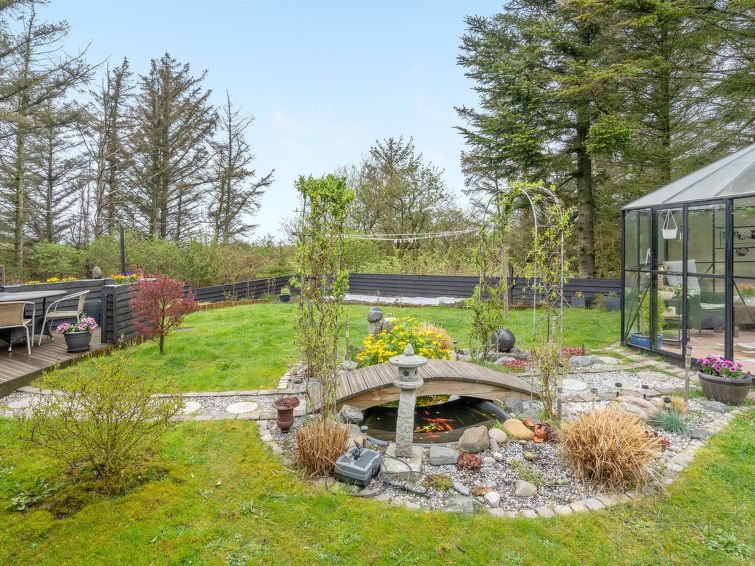 Search and Stay destination Lønstrup, Denmark from . "Roxanne" - 700m from the sea in NW Jutland