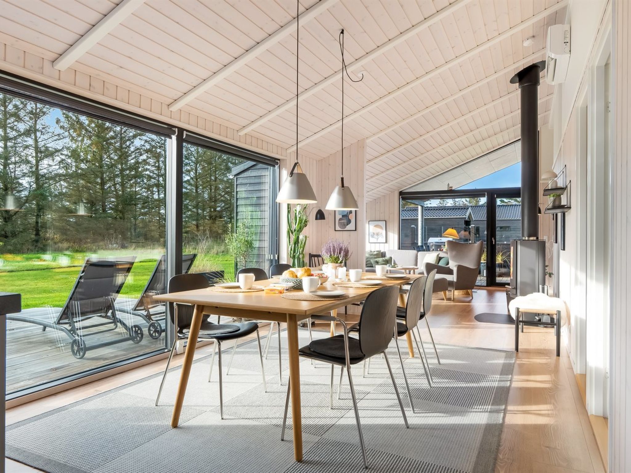 "Talitha" - 1.5km from the sea-Binnen