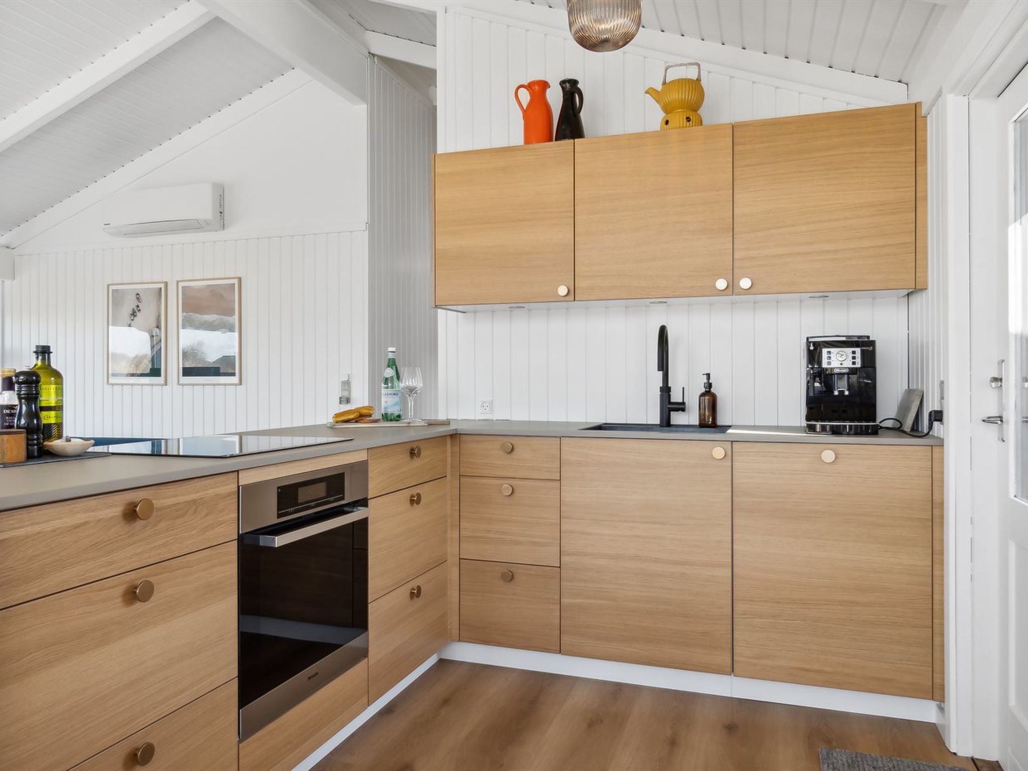 "Amalie" - 650m from the sea - Binnen