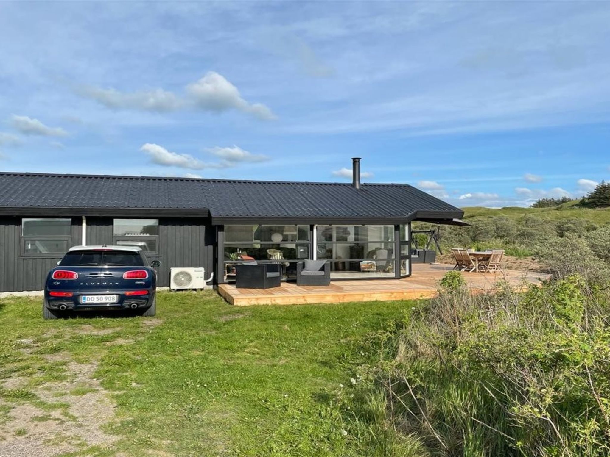 "Amalie" - 650m from the sea - Buiten