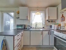 "Edvin" - 400m from the sea