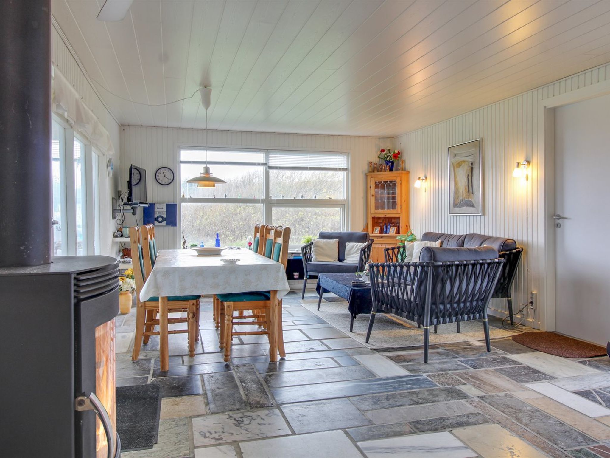 "Edvin" - 400m from the sea - Binnen