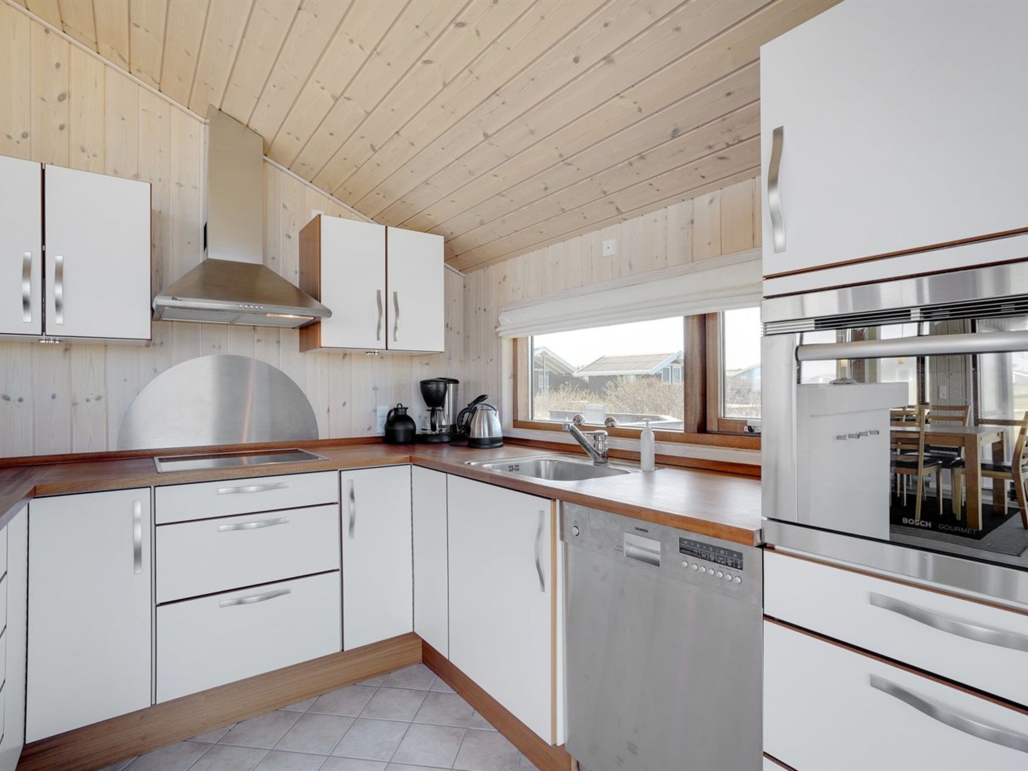 "Tjarko" - 100m from the sea - Binnen