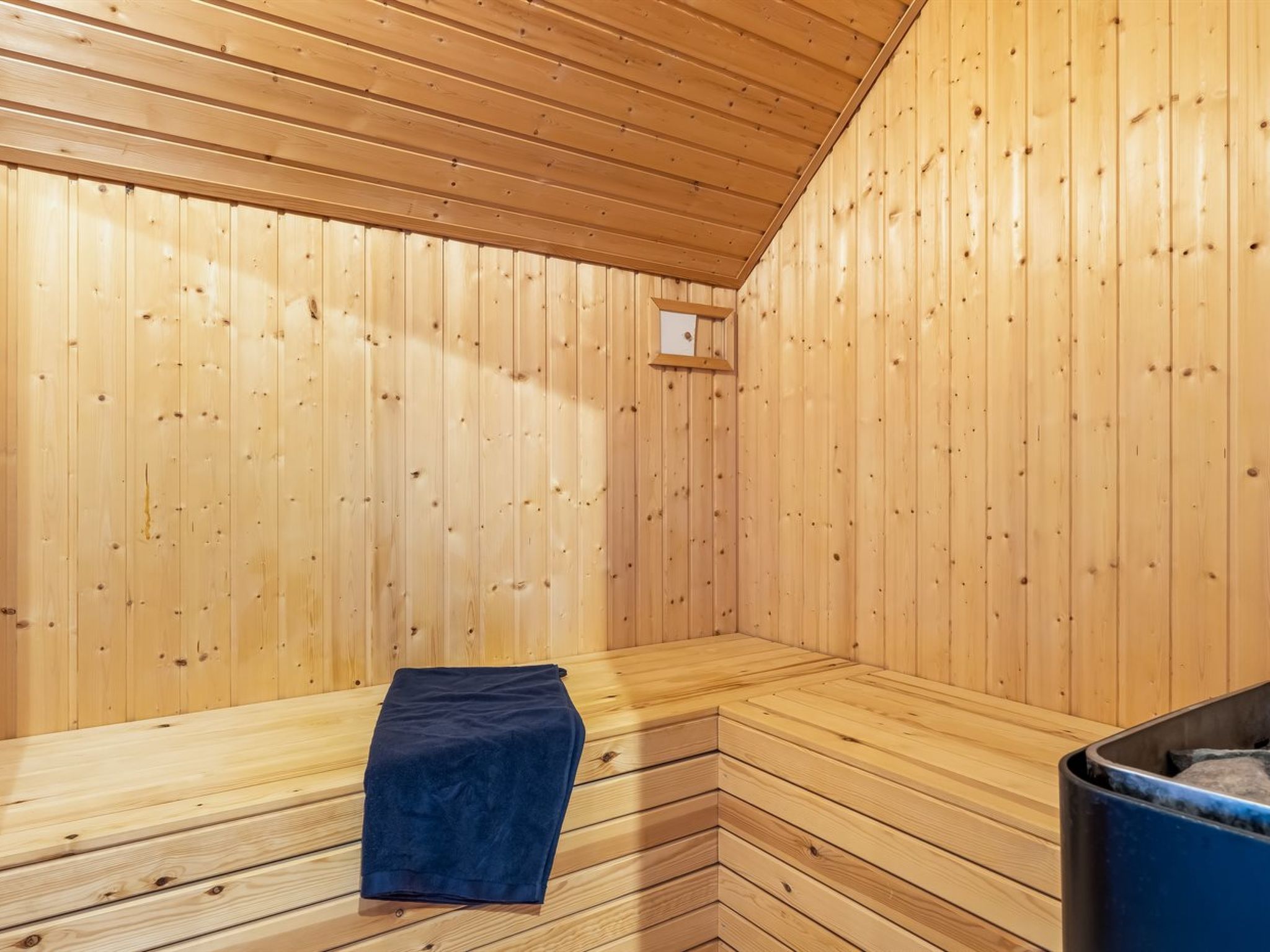 "Tilje" - 80m from the sea-Binnen