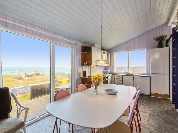 Search and Stay destination Lønstrup, Denmark from . "Joske" - 50m from the sea in NW Jutland