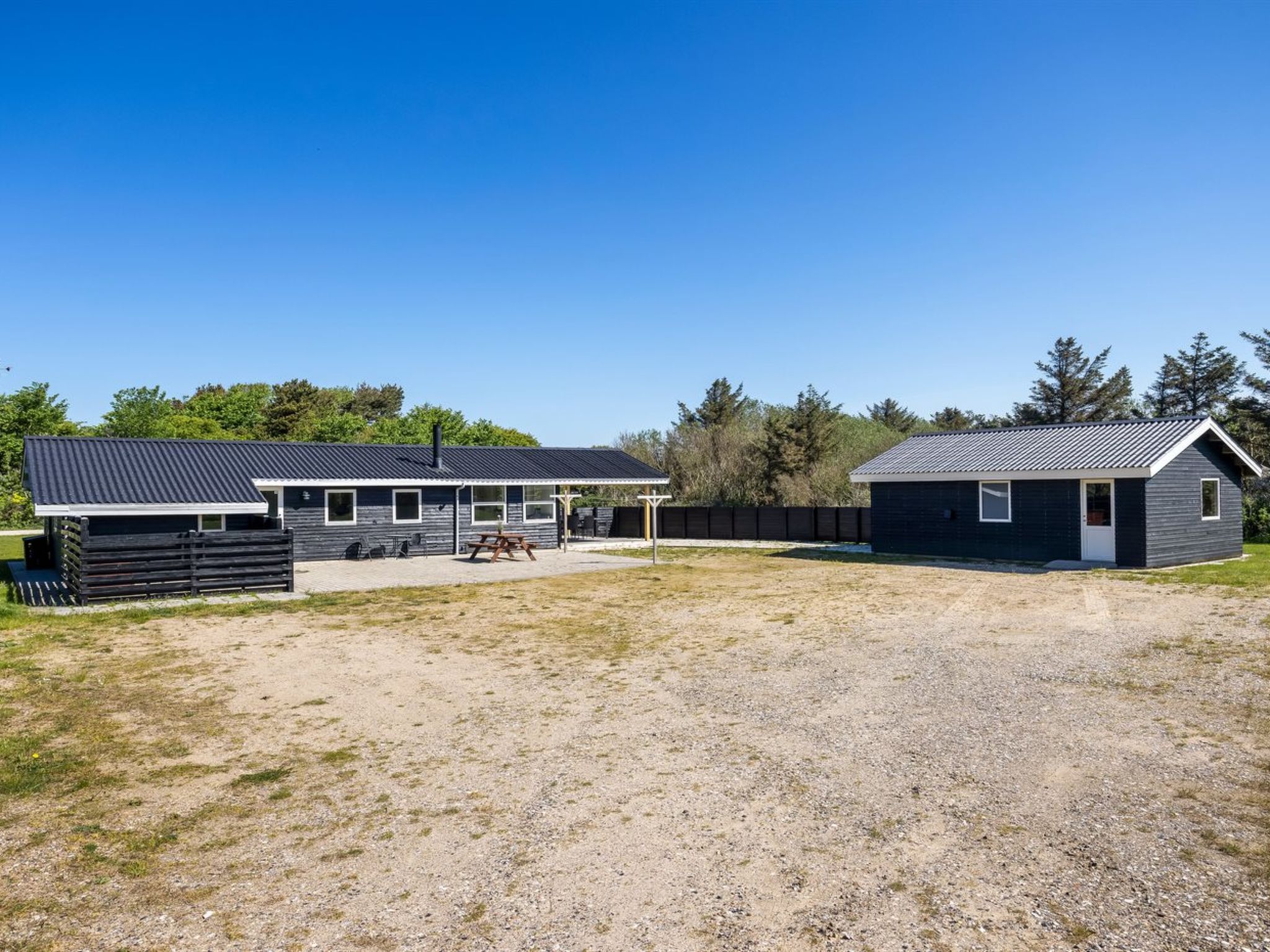 "Thorsten" - 500m from the sea-Buiten