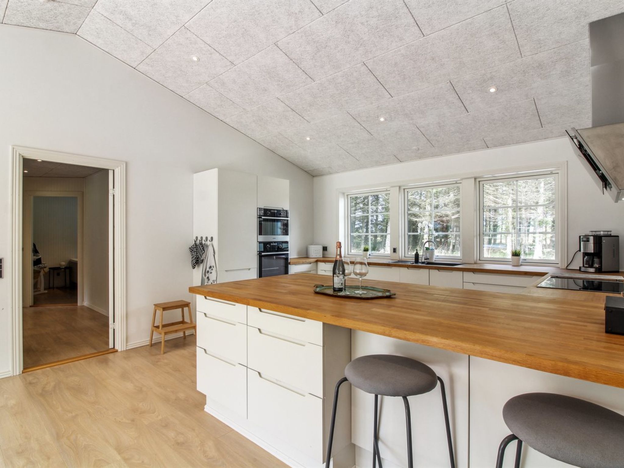 "Hela" - 1.4km from the sea - Binnen