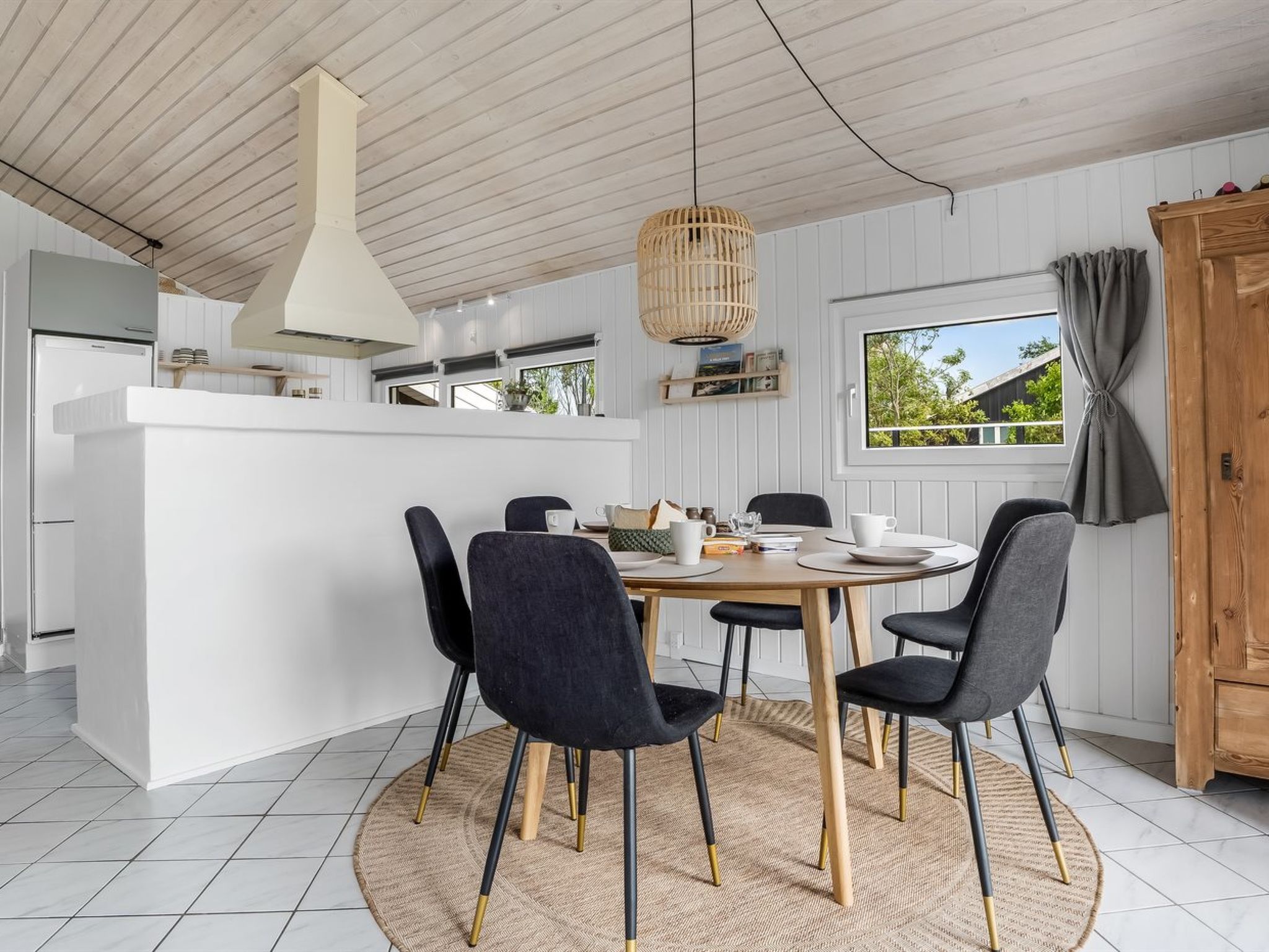 "Apelone" - 800m from the sea - Drinnen