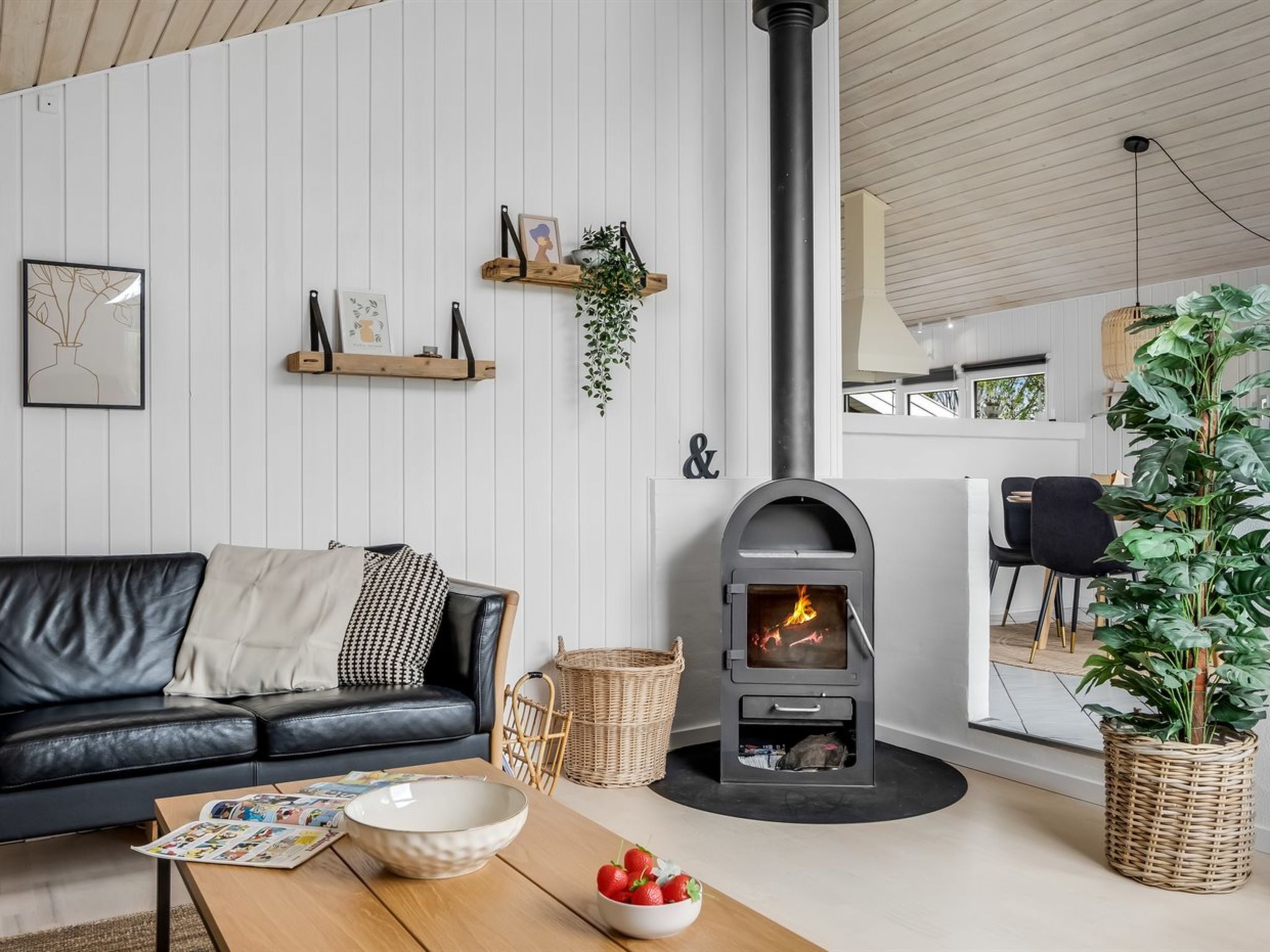"Apelone" - 800m from the sea - Drinnen
