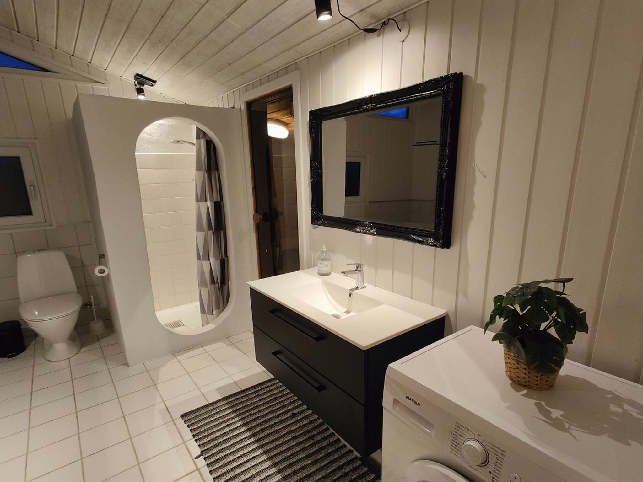 "Apelone" - 800m from the sea - Drinnen
